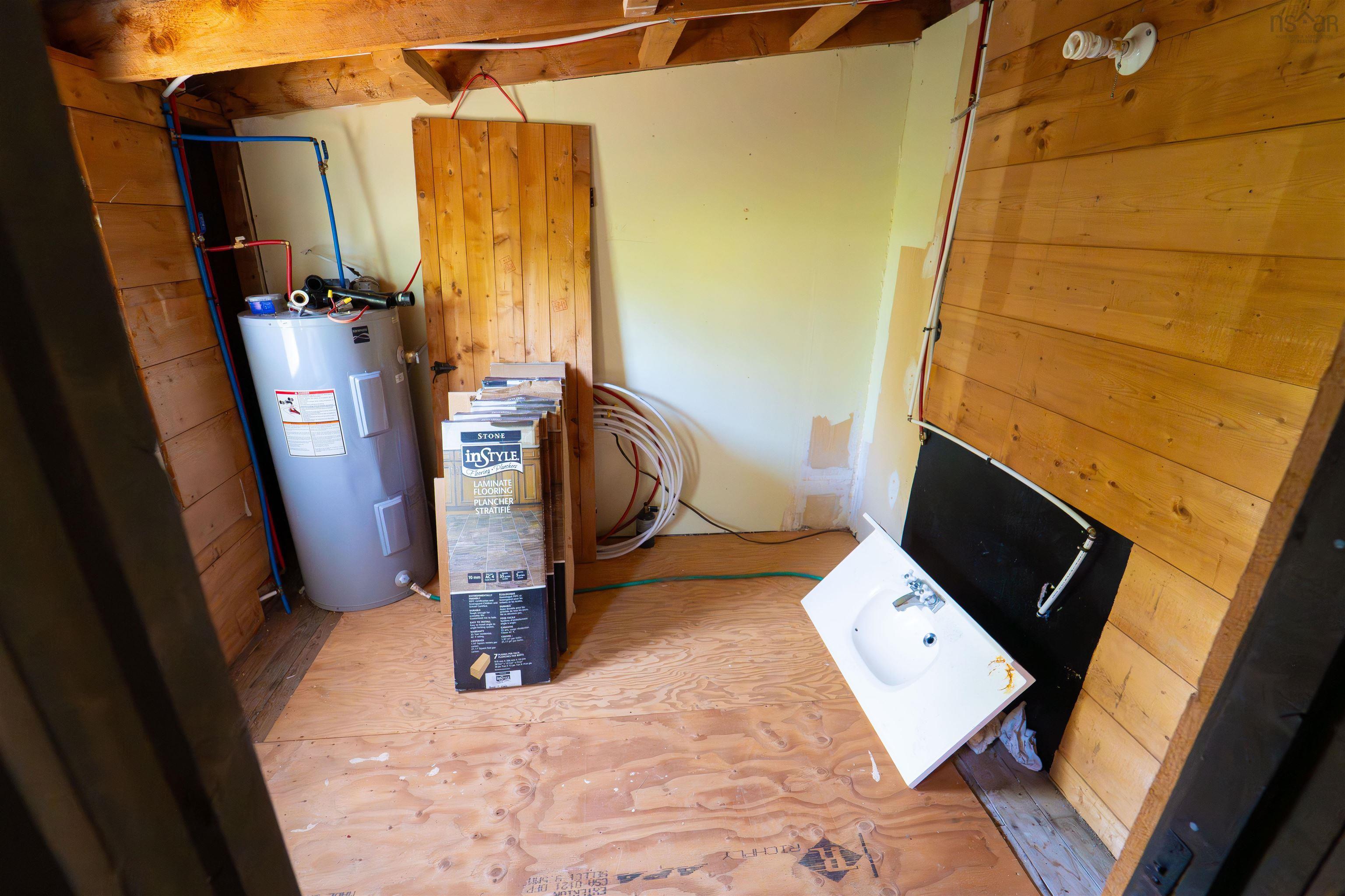 $285,900.00: 1286 Elderkin Road, Apple River