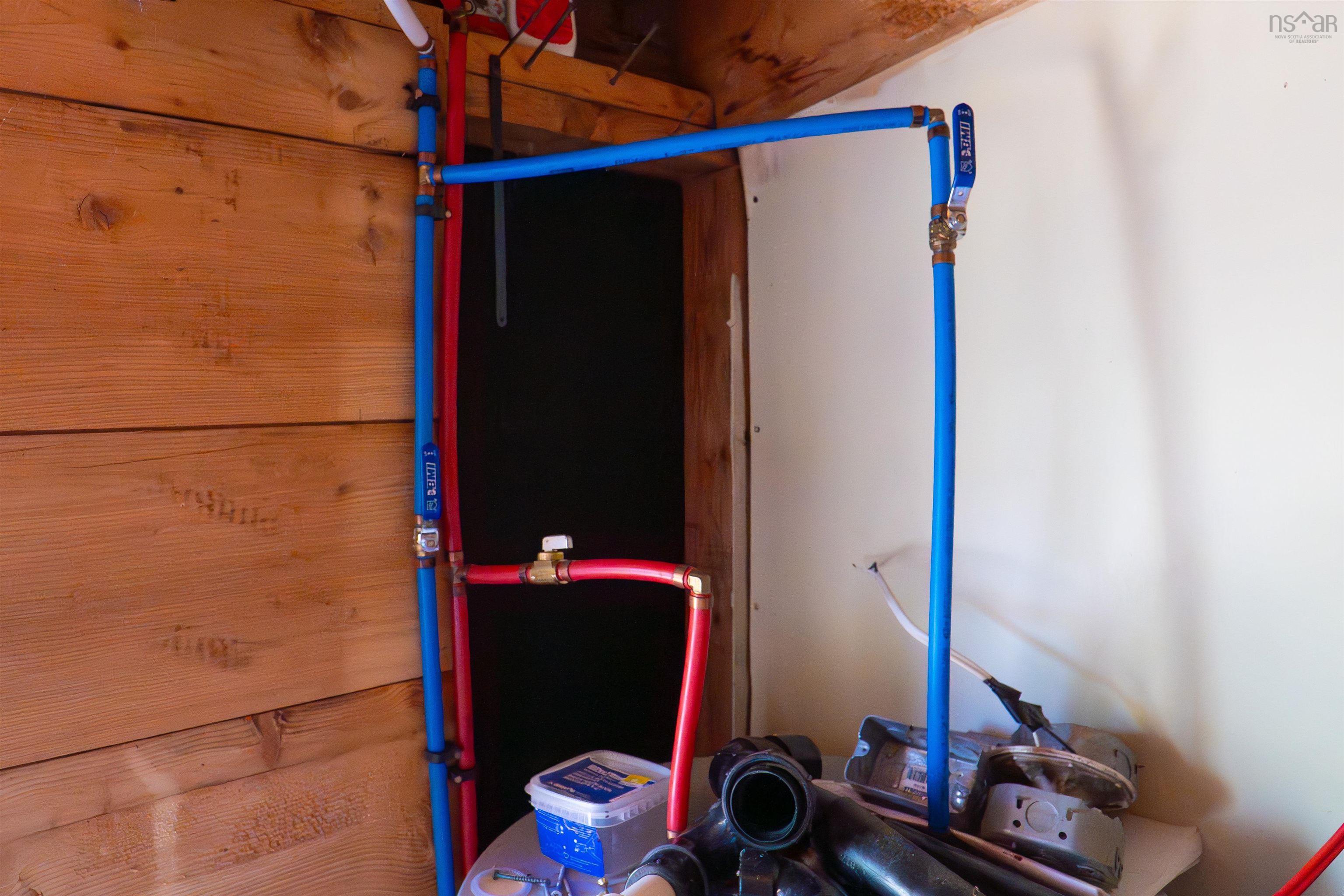 $285,900.00: 1286 Elderkin Road, Apple River