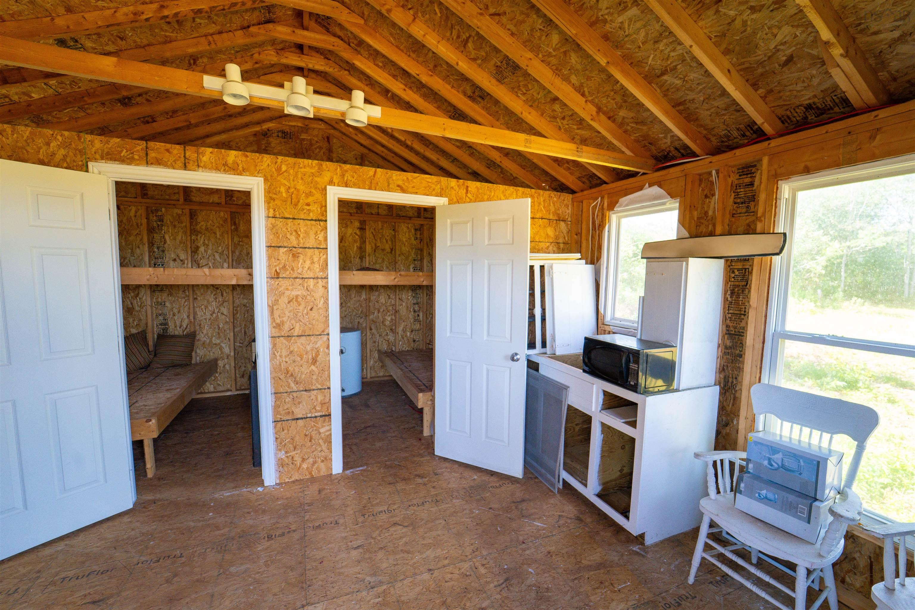 $285,900.00: 1286 Elderkin Road, Apple River