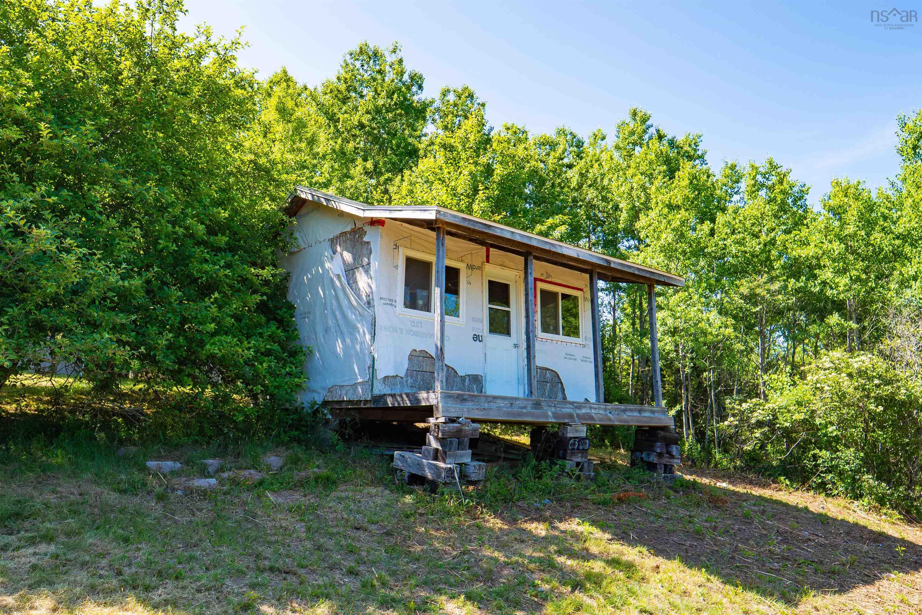 $285,900.00: 1286 Elderkin Road, Apple River