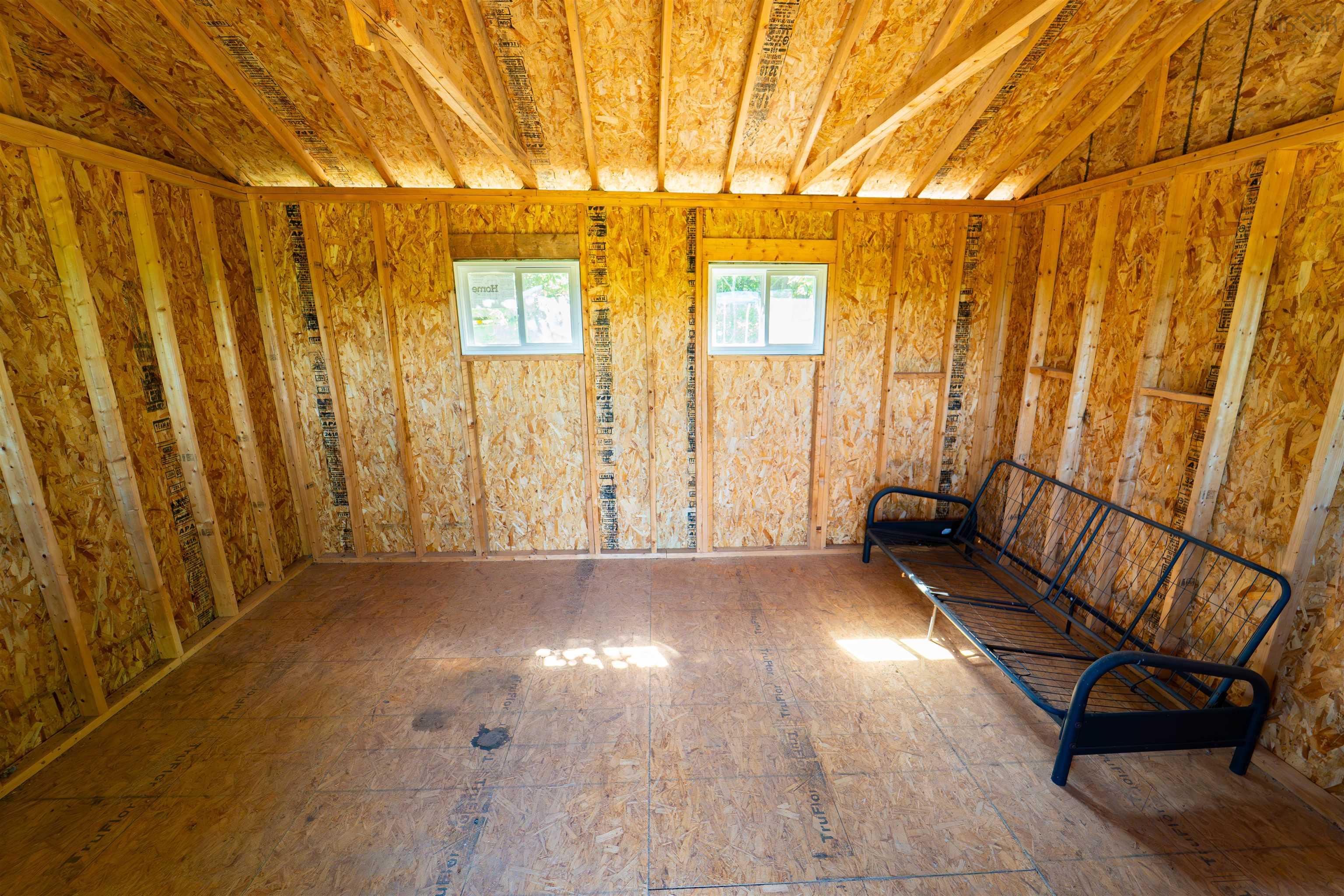 $285,900.00: 1286 Elderkin Road, Apple River