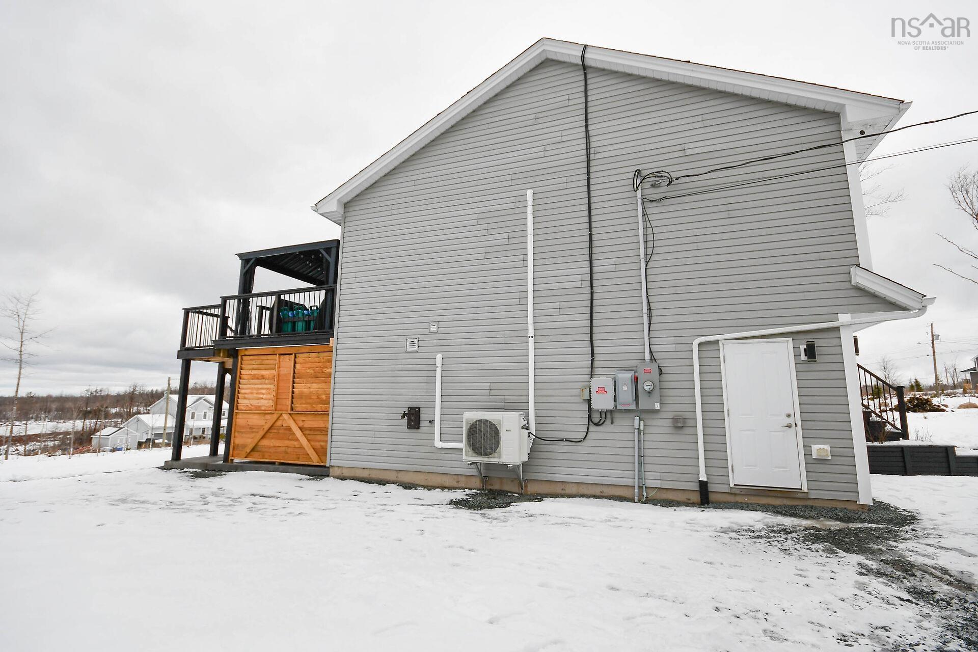 $749,900.00: 44 Yew Street, Hammonds Plains