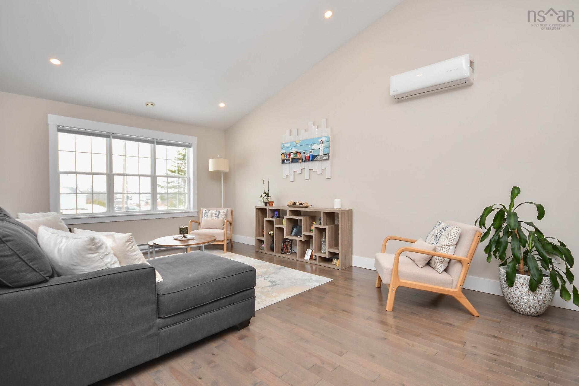 $749,900.00: 44 Yew Street, Hammonds Plains