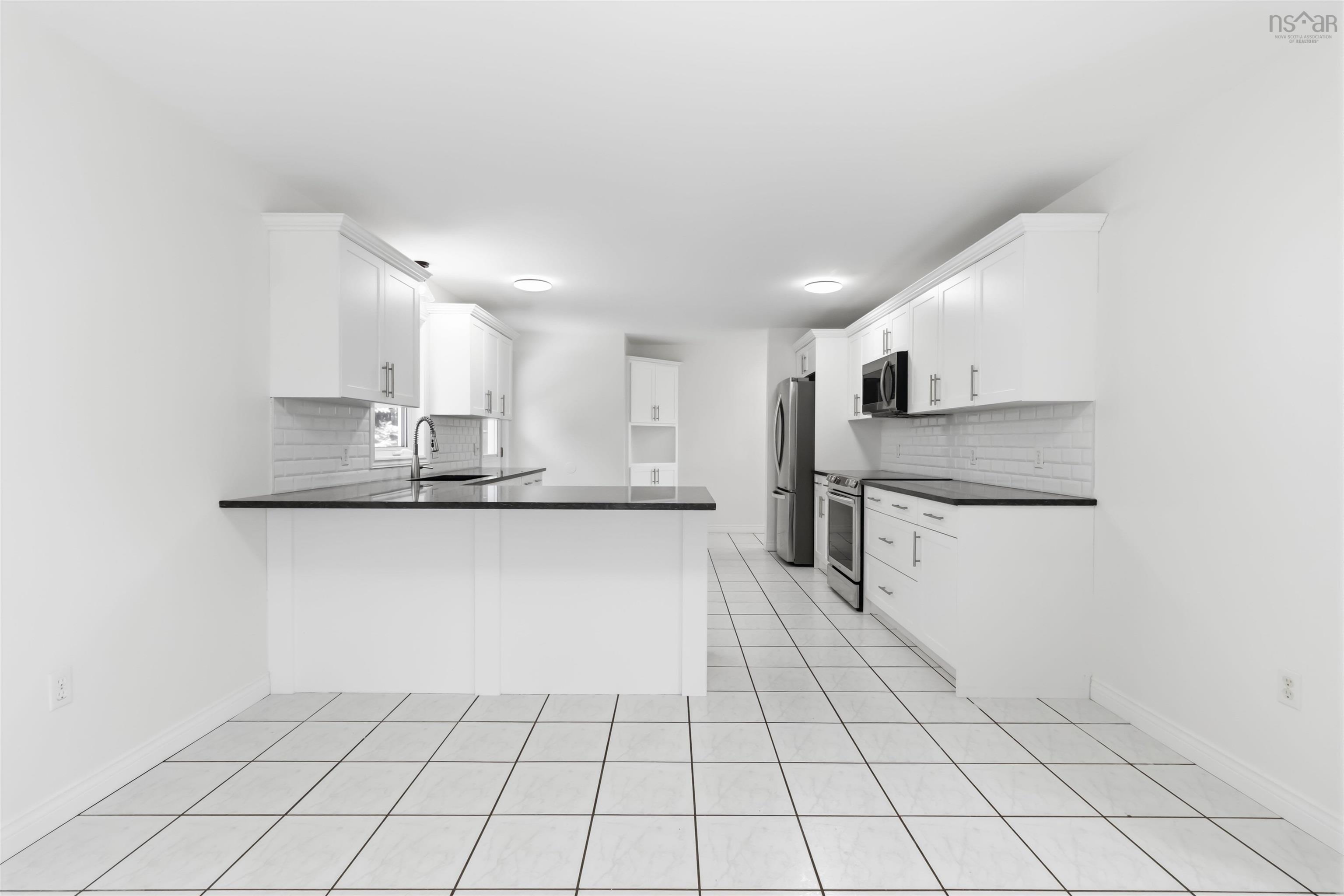 $699,900.00: 15 Porterfield Drive, Porters Lake