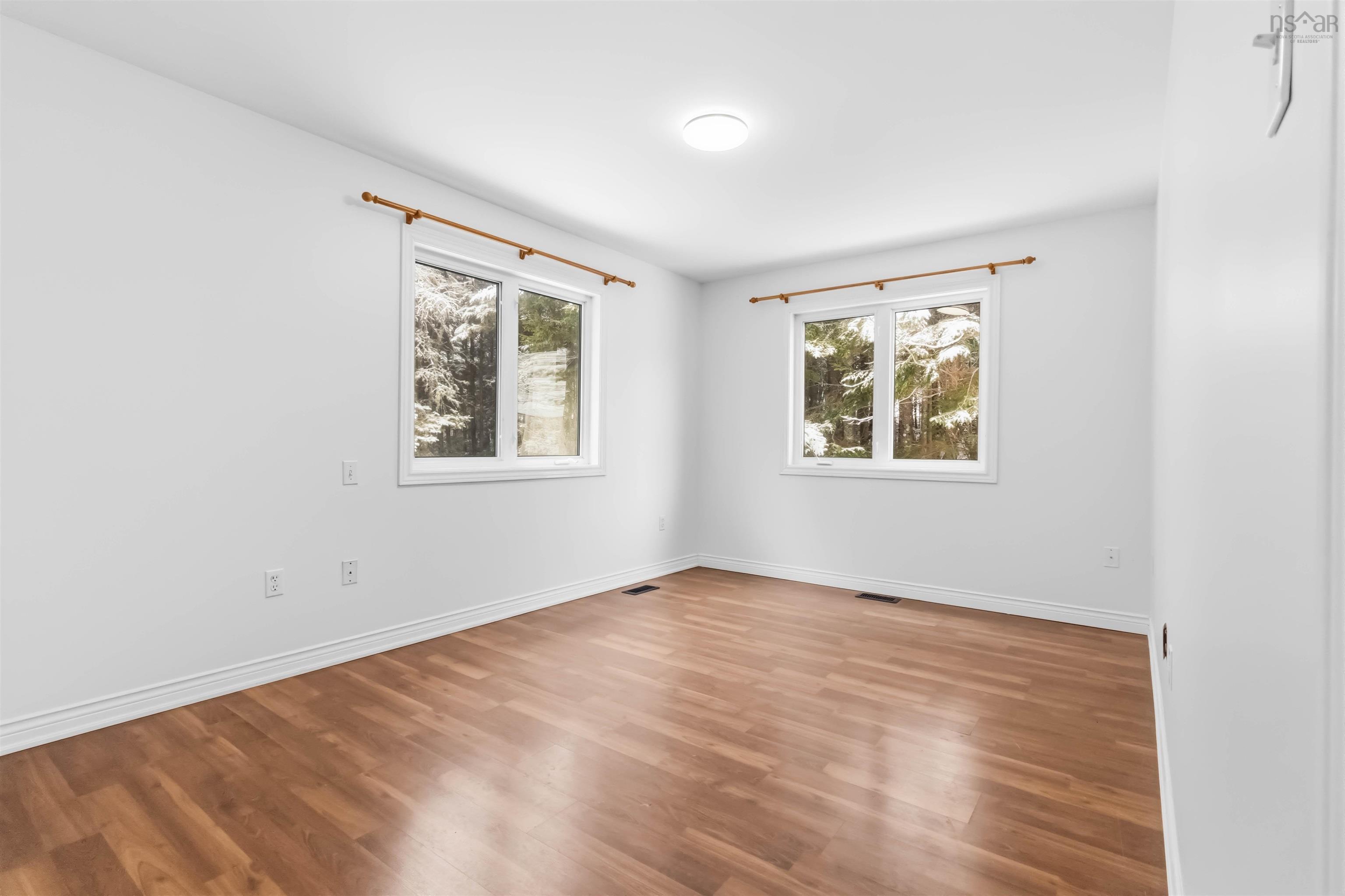 $699,900.00: 15 Porterfield Drive, Porters Lake