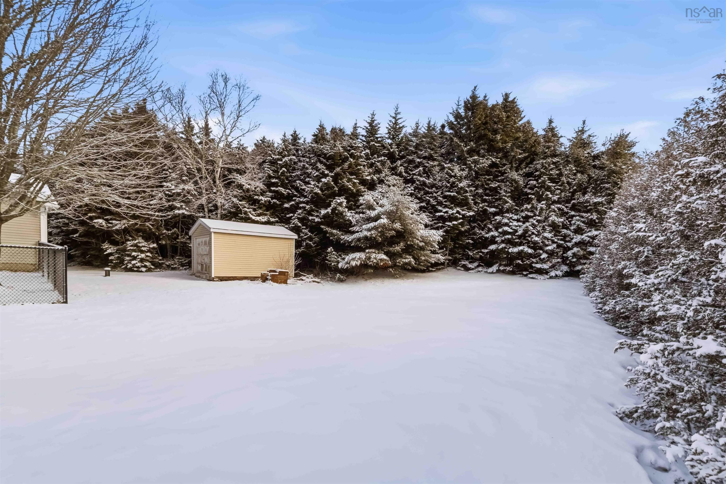 $699,900.00: 15 Porterfield Drive, Porters Lake