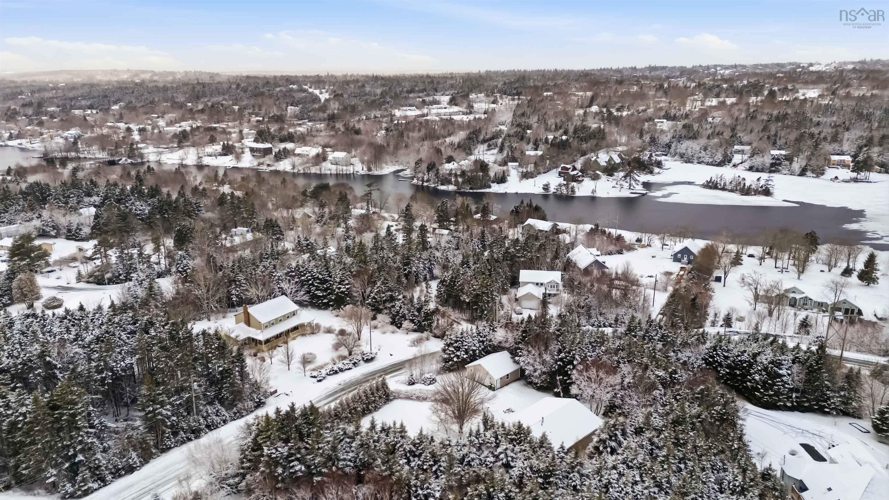 $699,900.00: 15 Porterfield Drive, Porters Lake