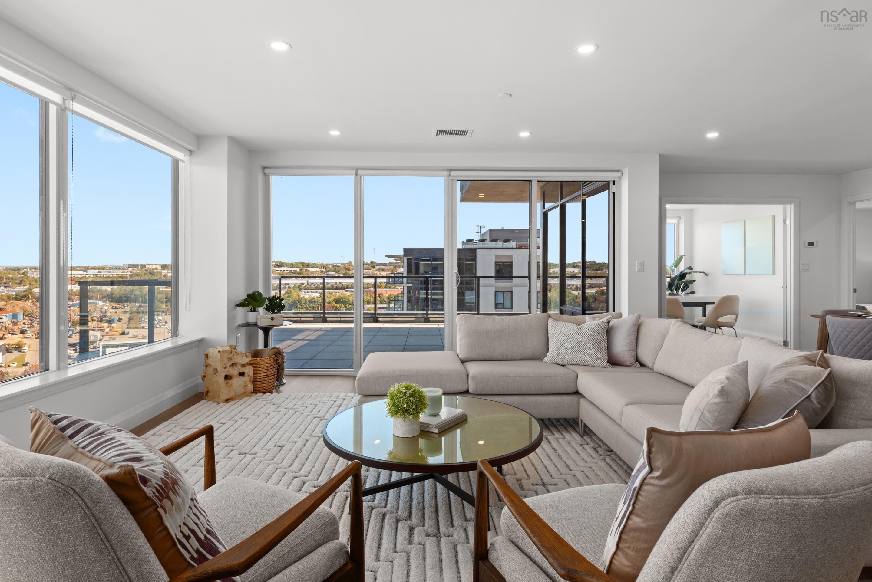 $950,000.00: 1703 72 Seapoint Road, Dartmouth