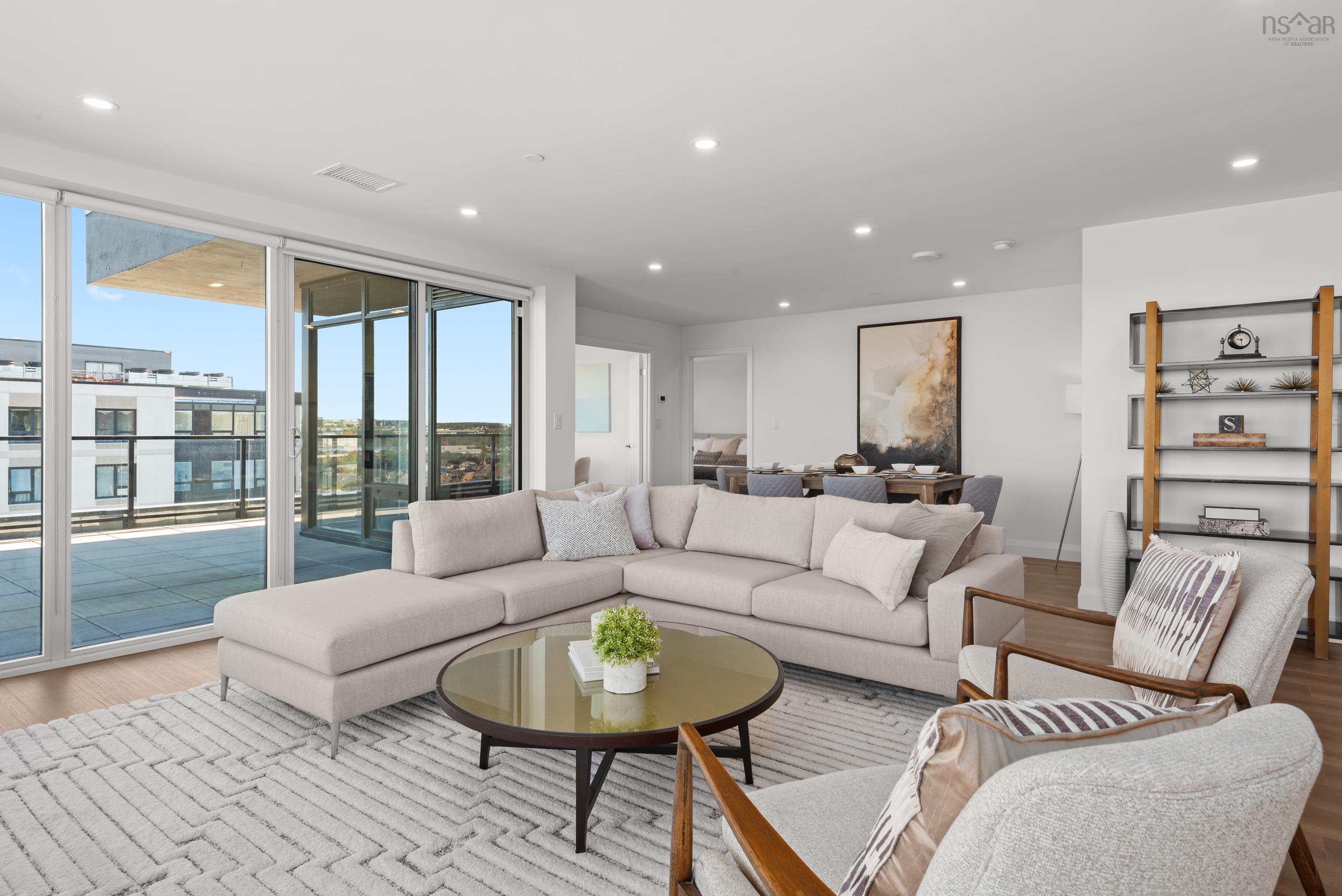 $950,000.00: 1703 72 Seapoint Road, Dartmouth