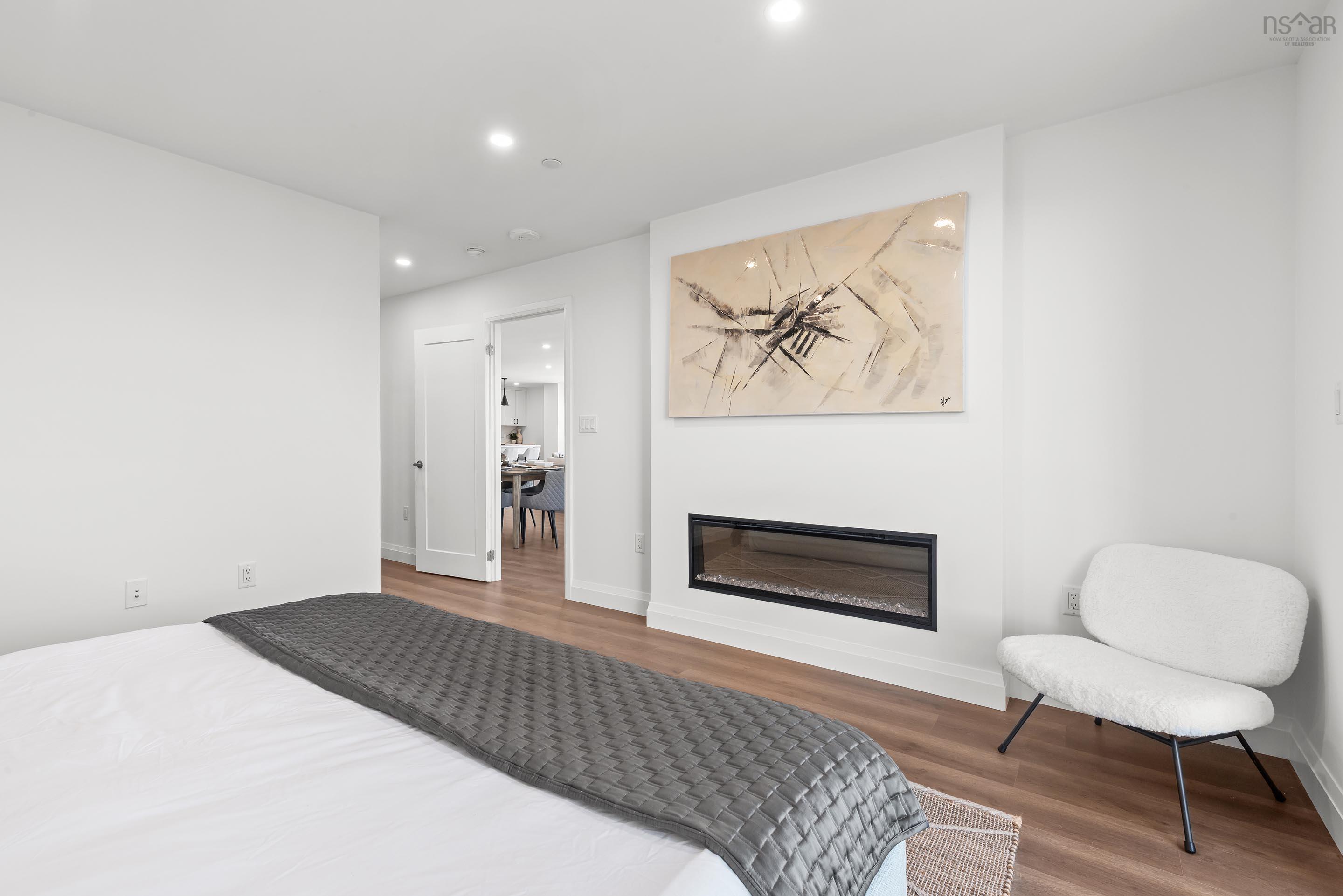 $950,000.00: 1703 72 Seapoint Road, Dartmouth