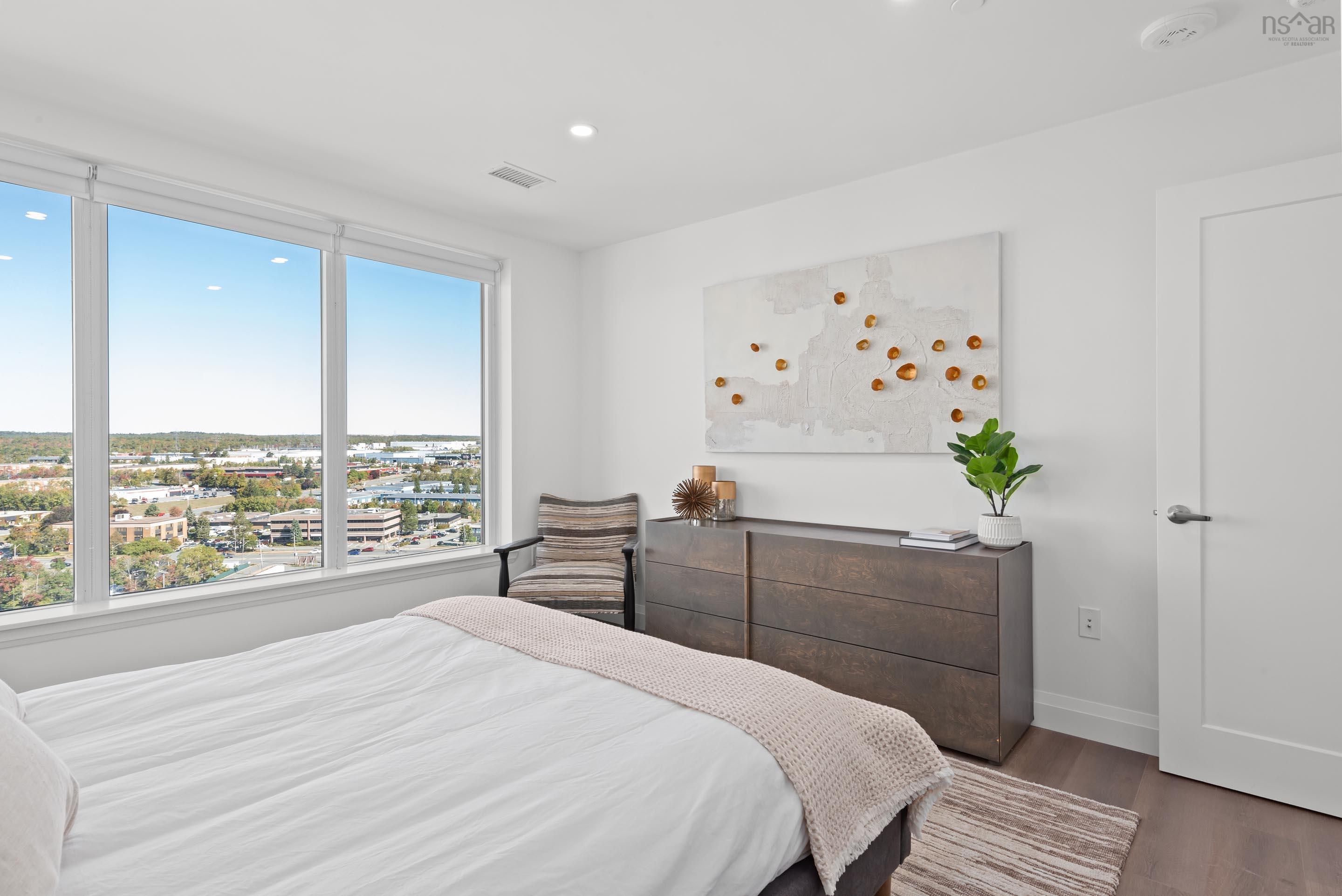 $950,000.00: 1703 72 Seapoint Road, Dartmouth