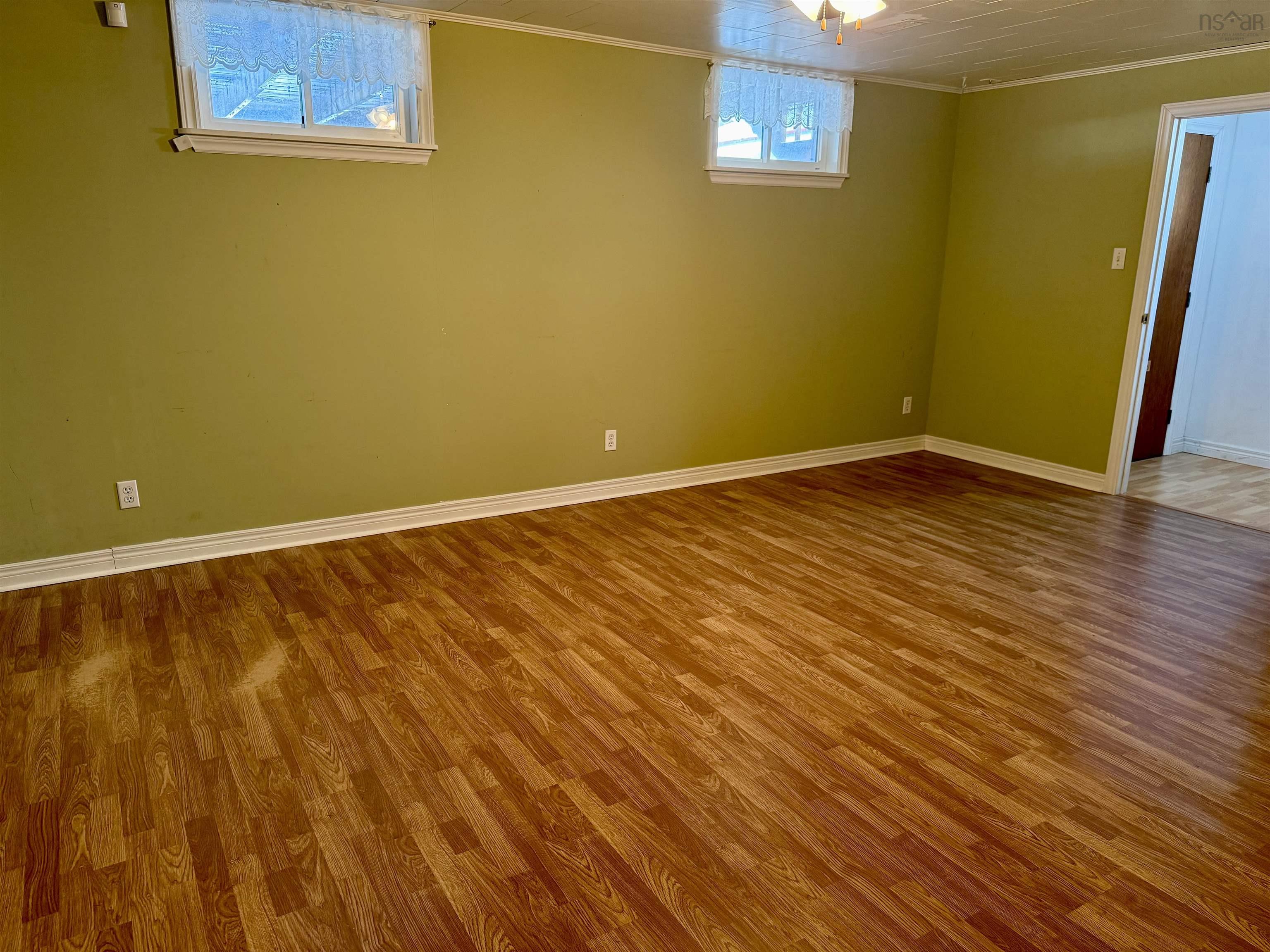 $394,500.00: 50 Kaullback Street, Truro