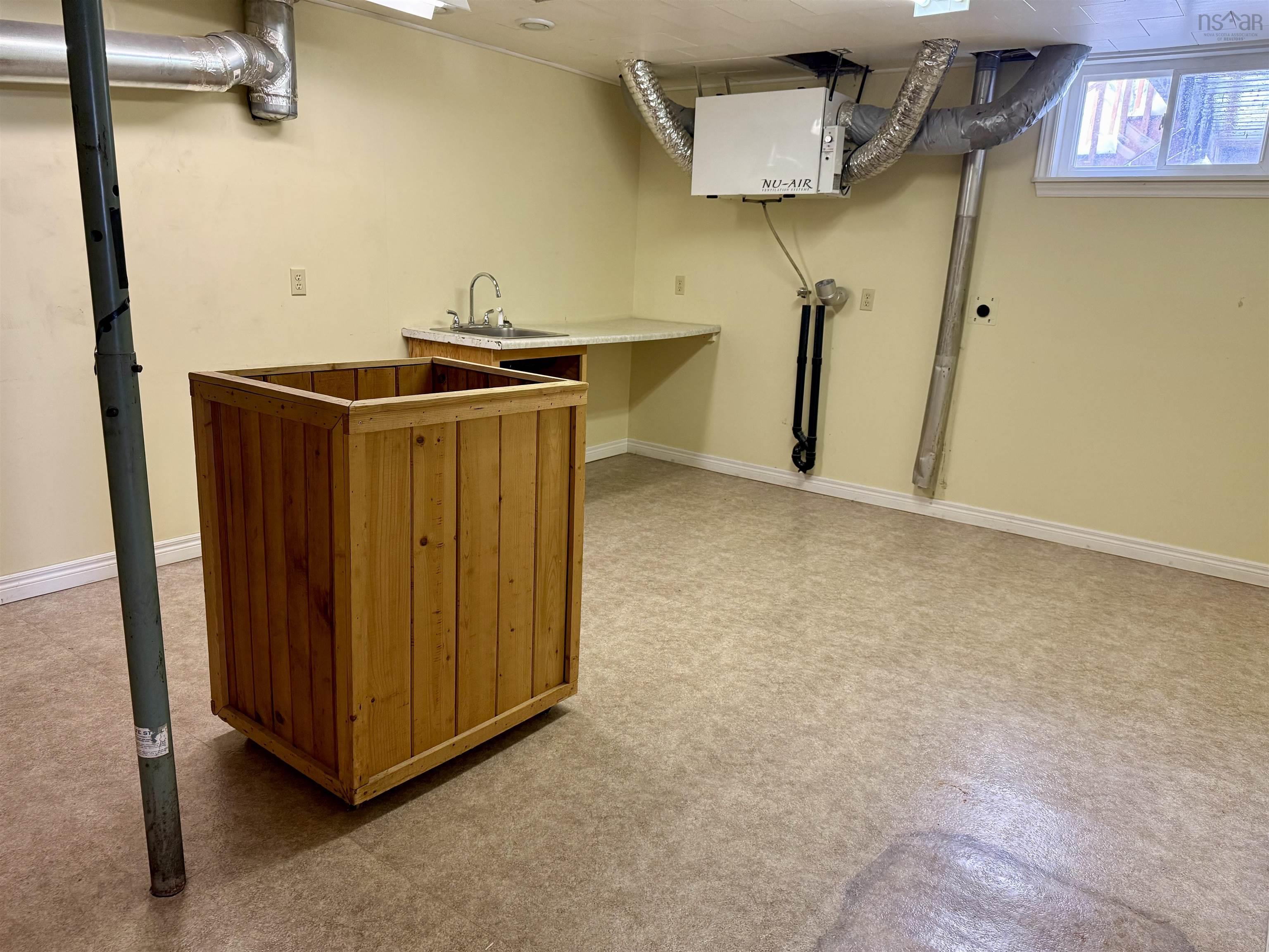 $394,500.00: 50 Kaullback Street, Truro