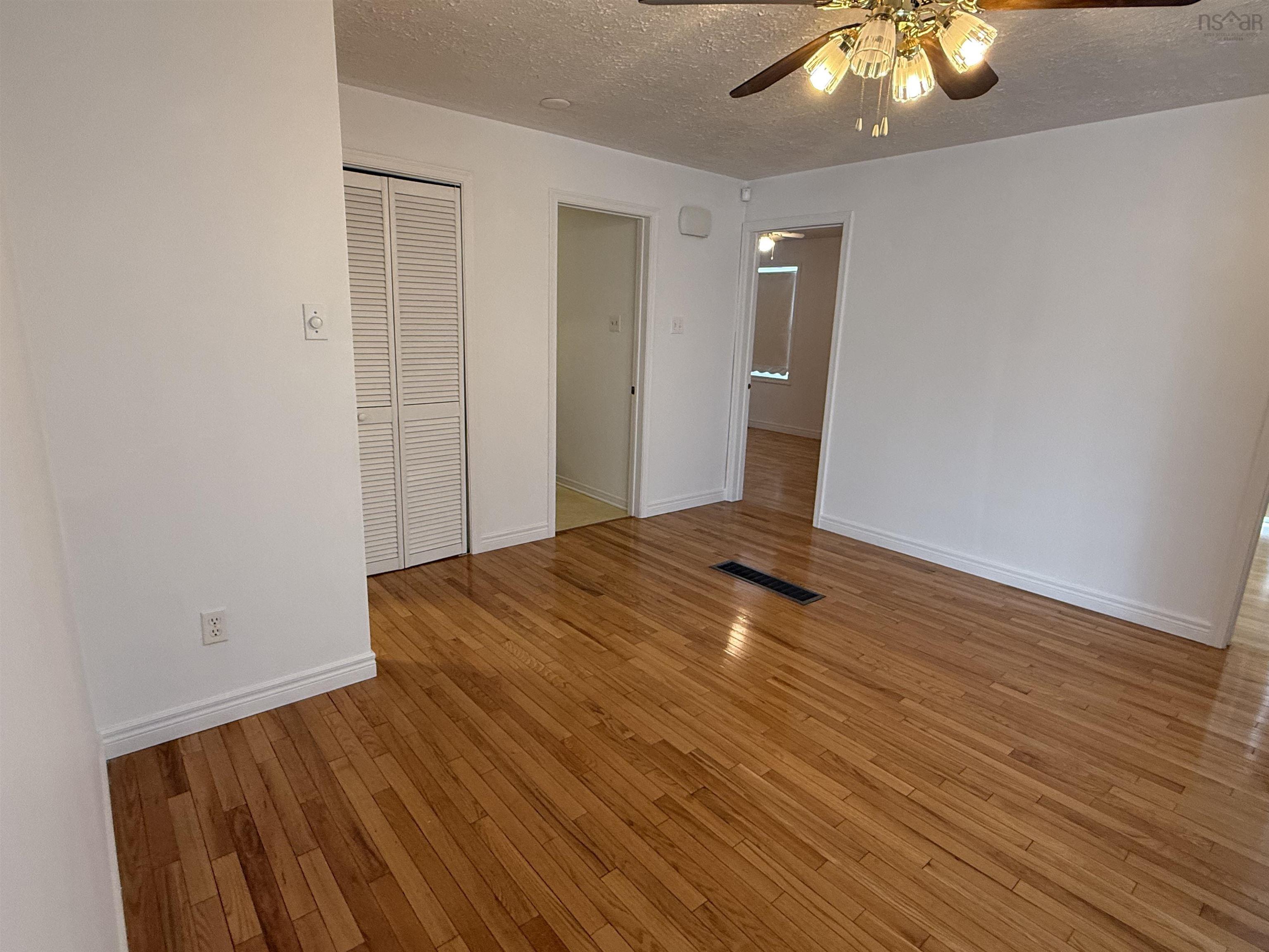 $394,500.00: 50 Kaullback Street, Truro