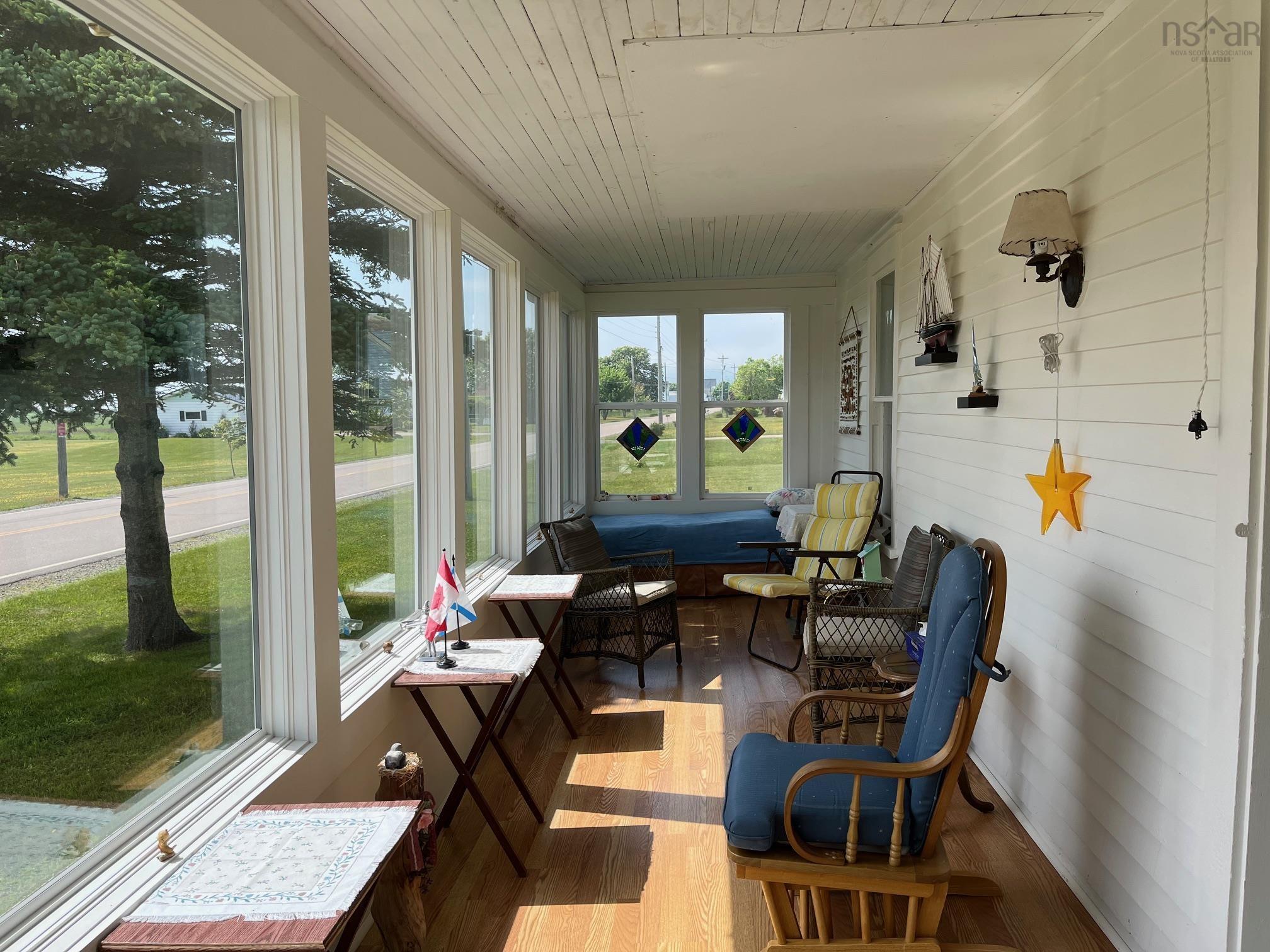 $199,000.00: 3685 Highway 209, Advocate Harbour