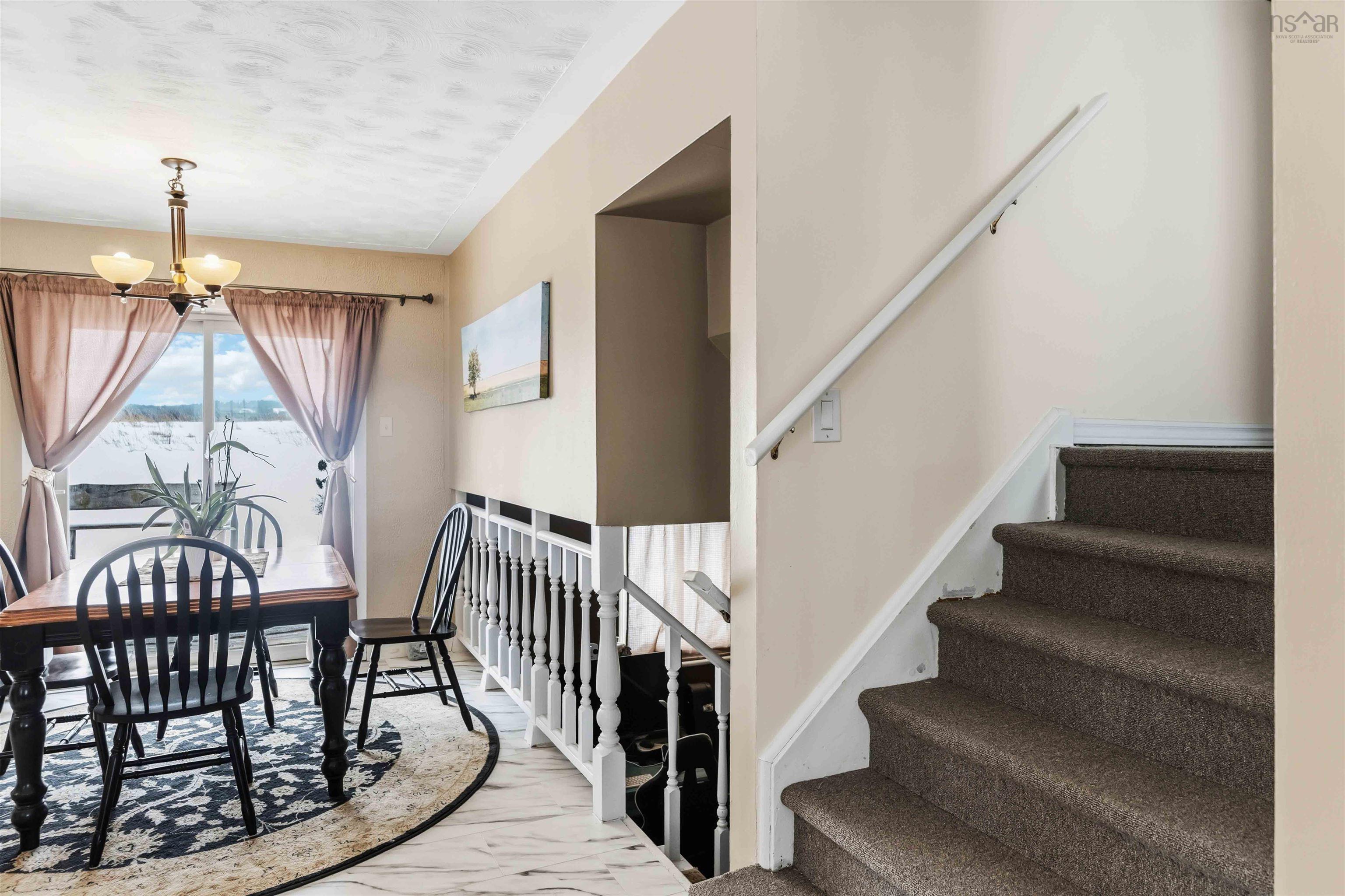 $529,900.00: 12220 Highway 1, Hortonville