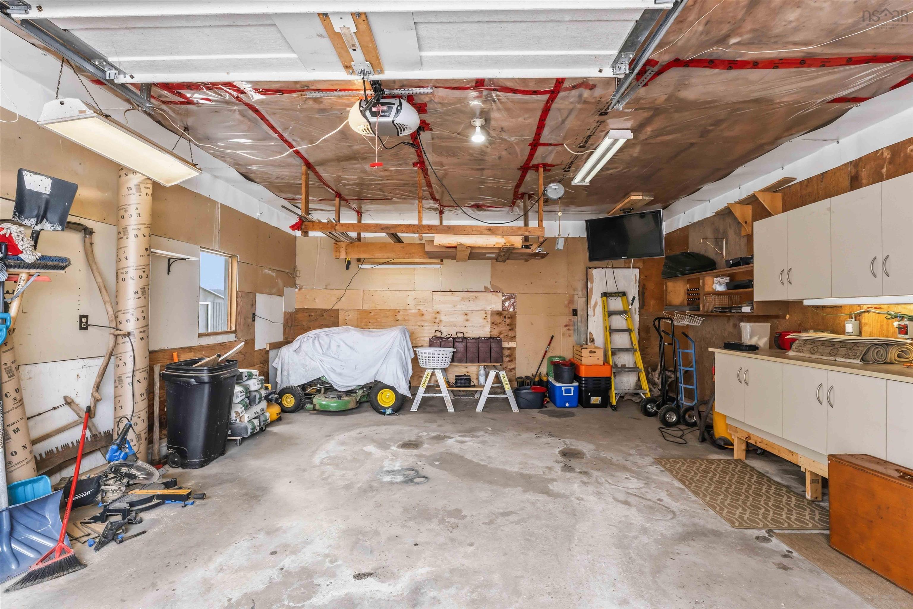 $529,900.00: 12220 Highway 1, Hortonville