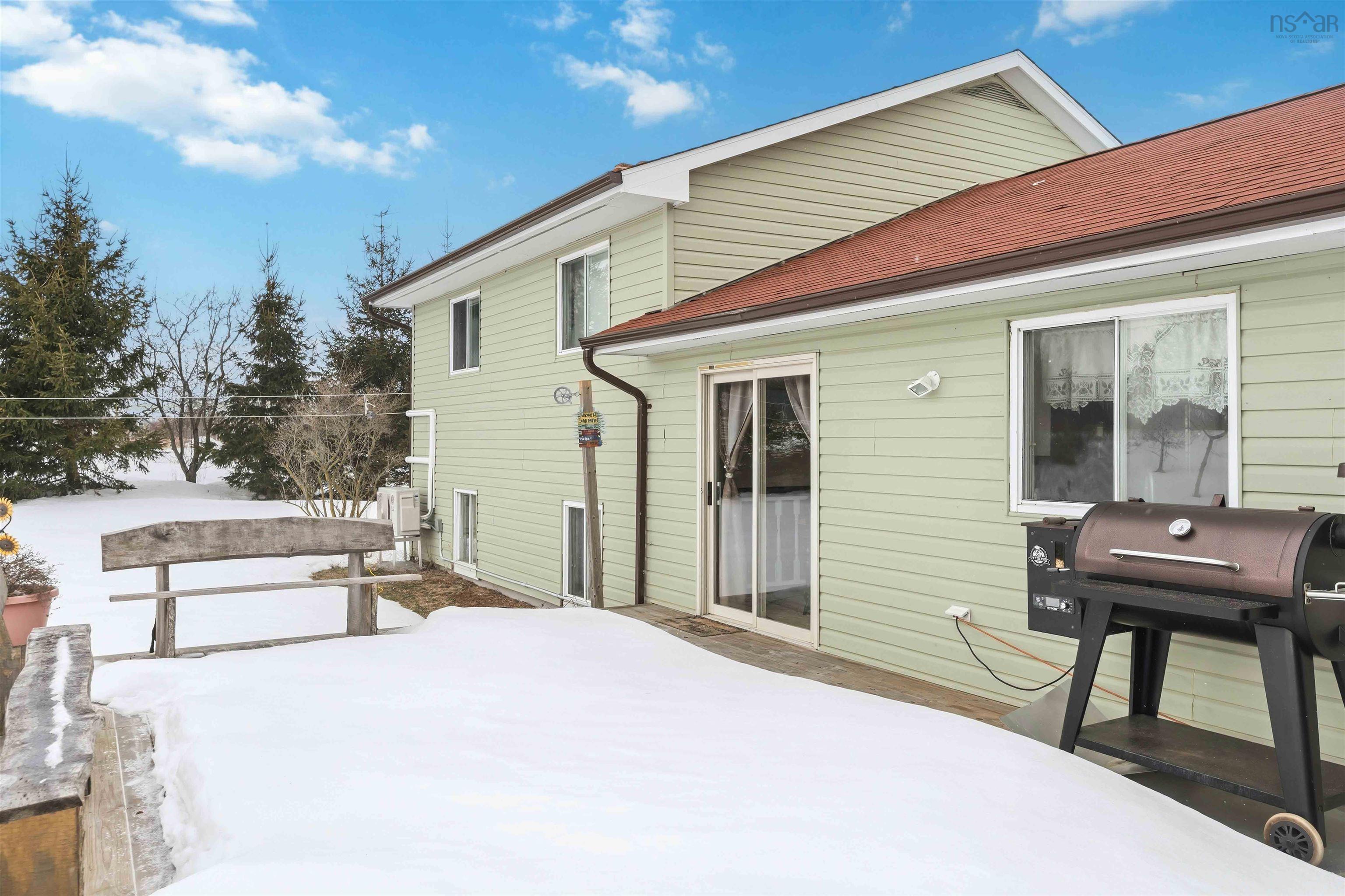 $529,900.00: 12220 Highway 1, Hortonville