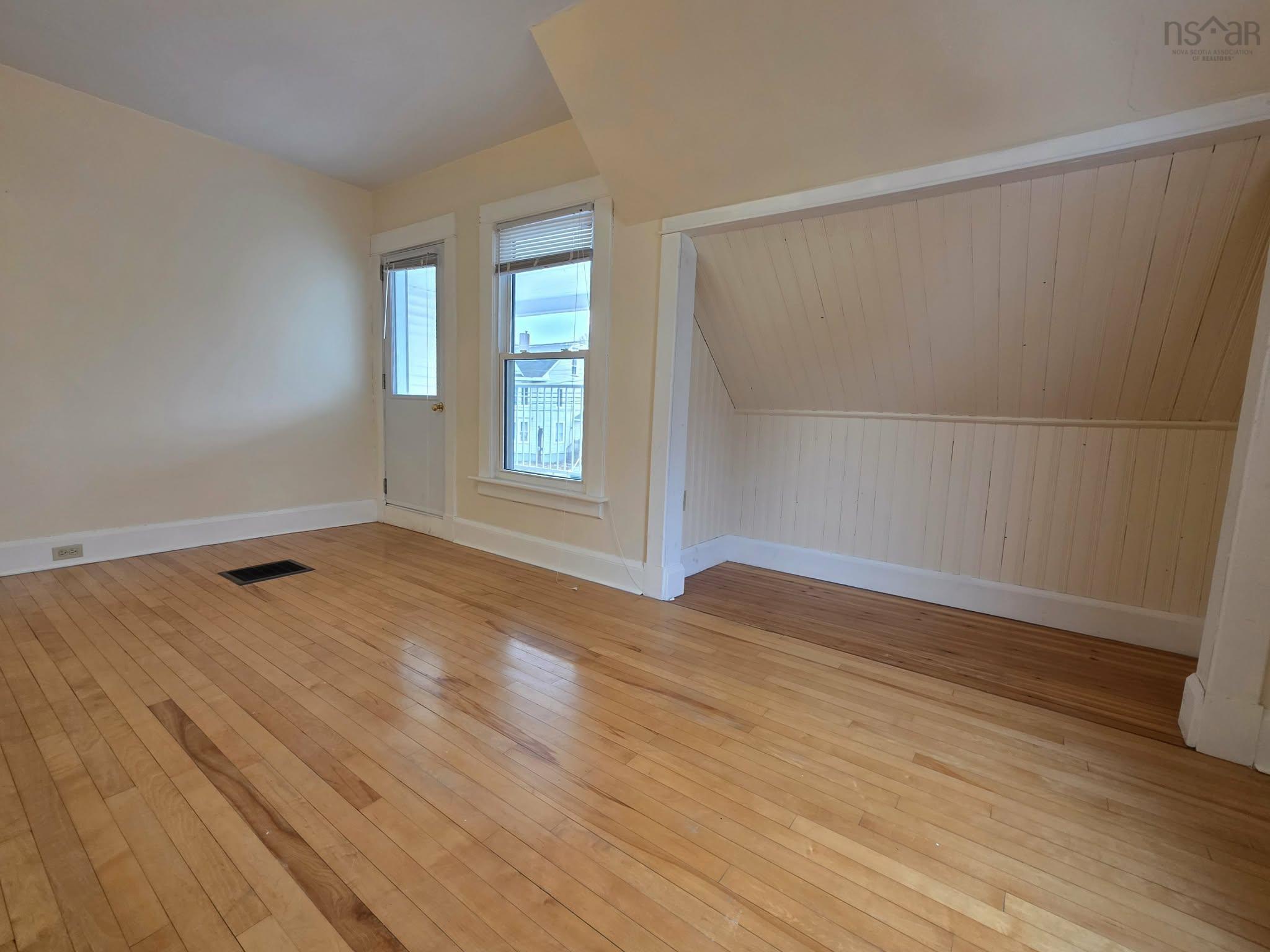 $519,900.00: 92 Willow Street, Truro