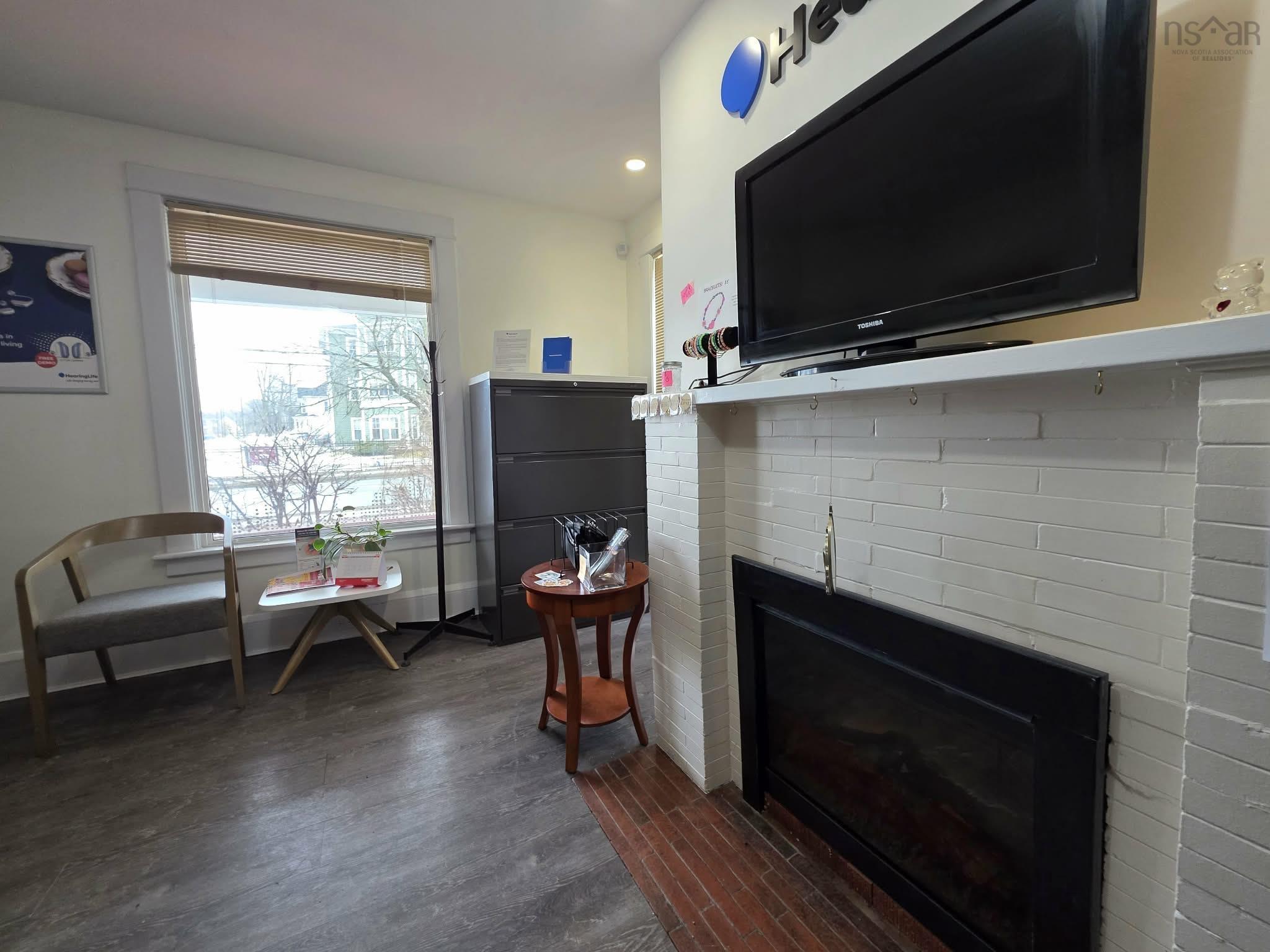 $519,900.00: 92 Willow Street, Truro, Truro