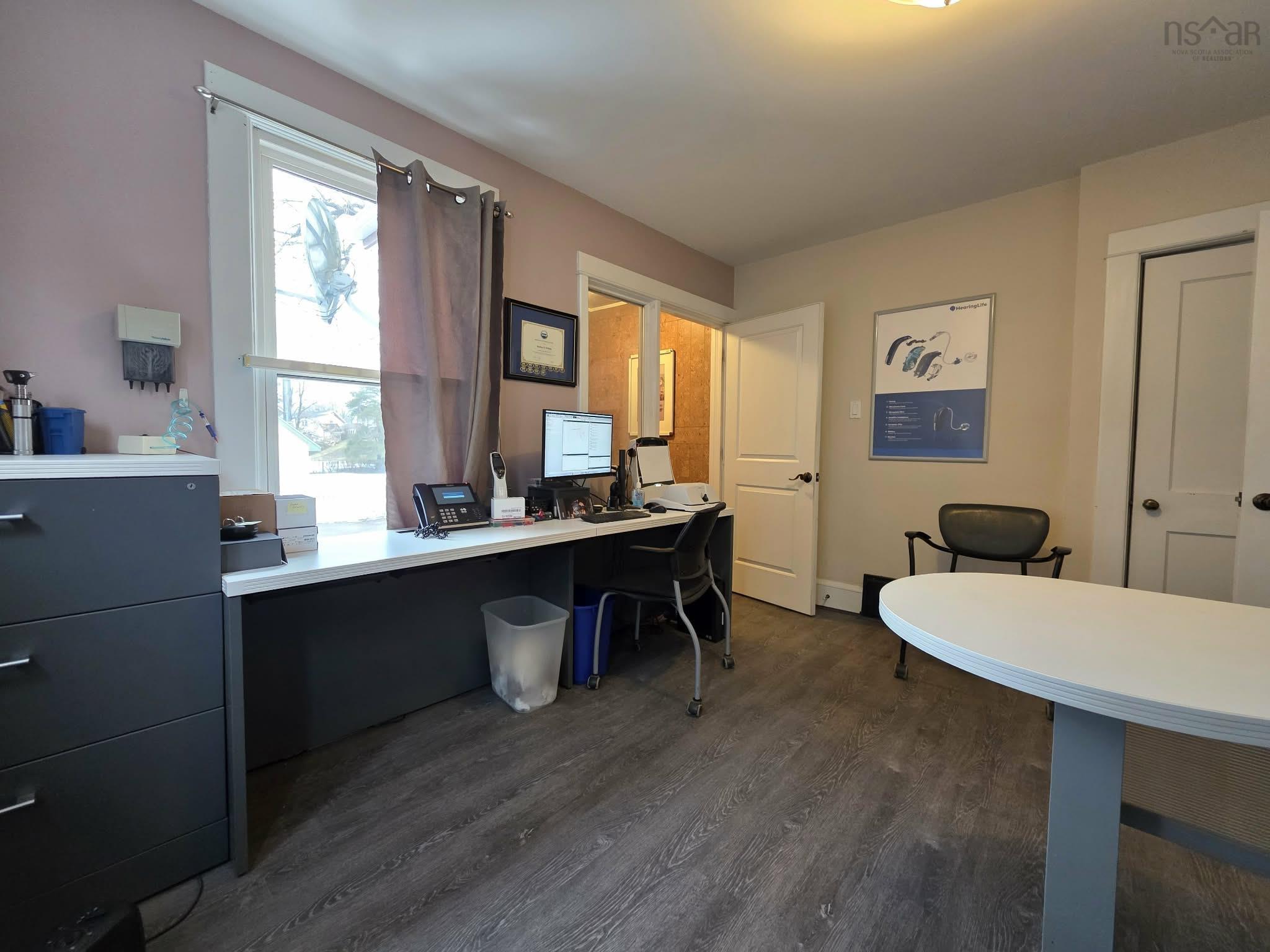 $519,900.00: 92 Willow Street, Truro, Truro