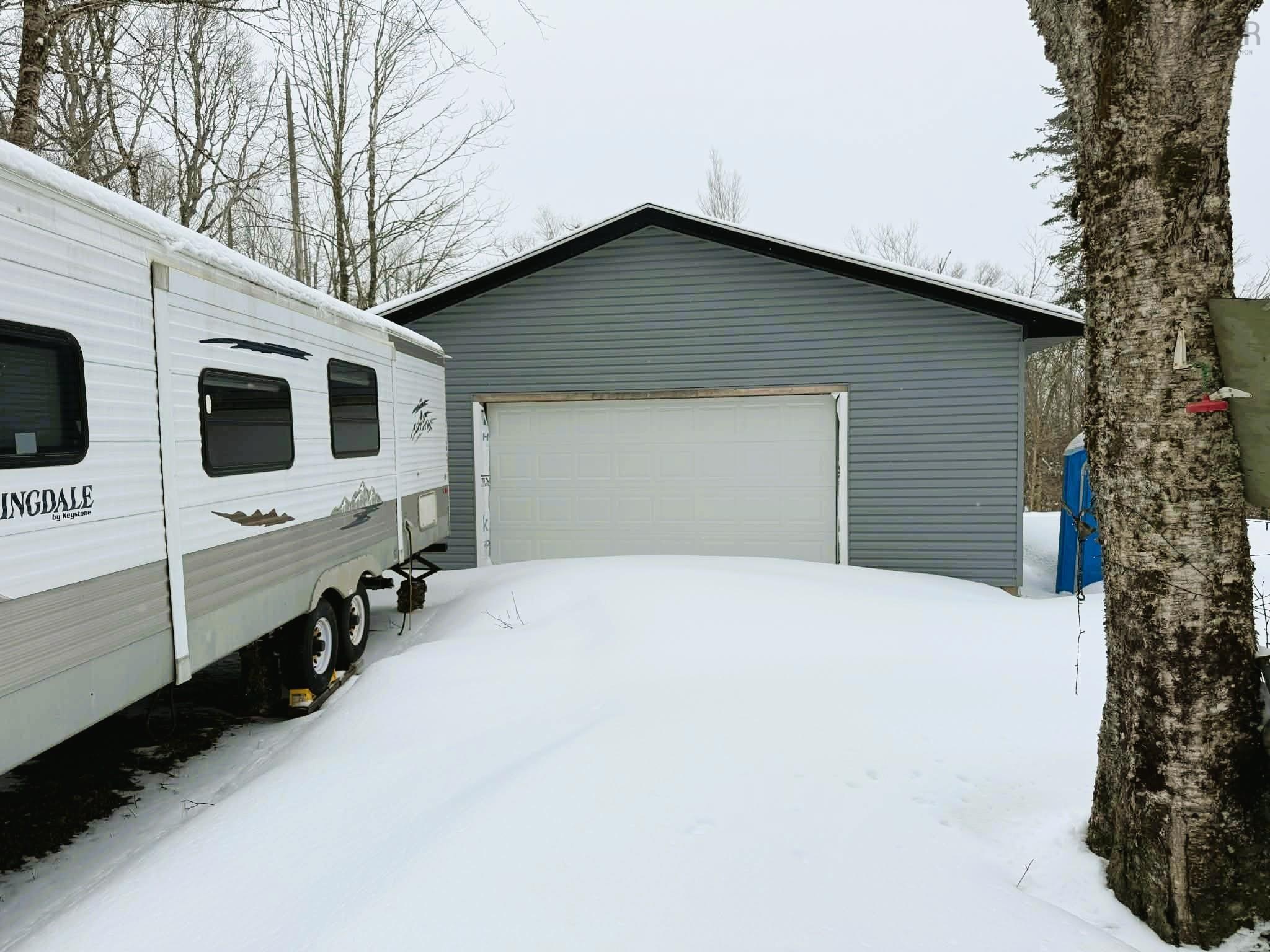 $139,900.00: 294 North End Road, Sutherland Lake