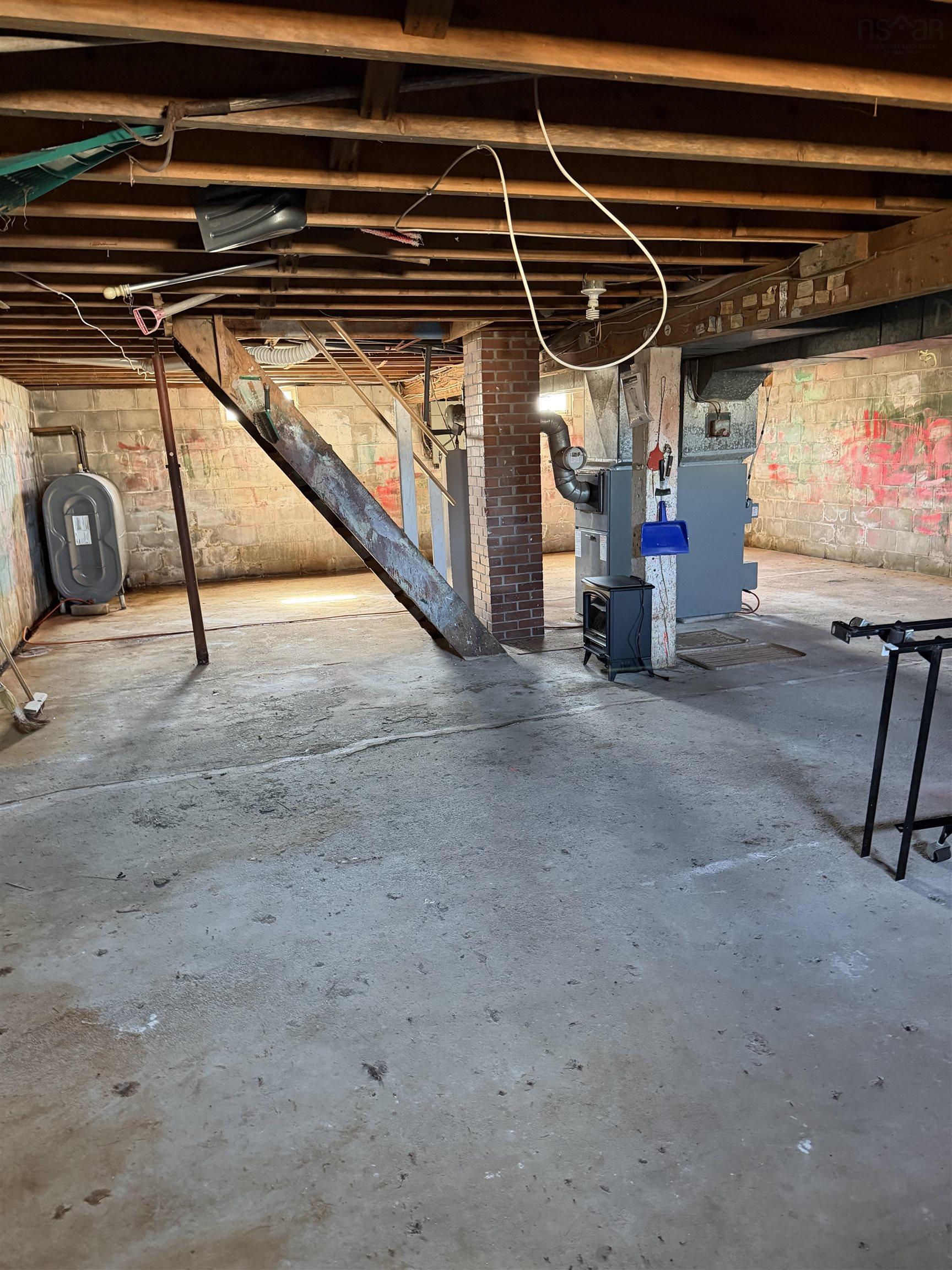 $189,000.00: 11 Saunders Street, Clark