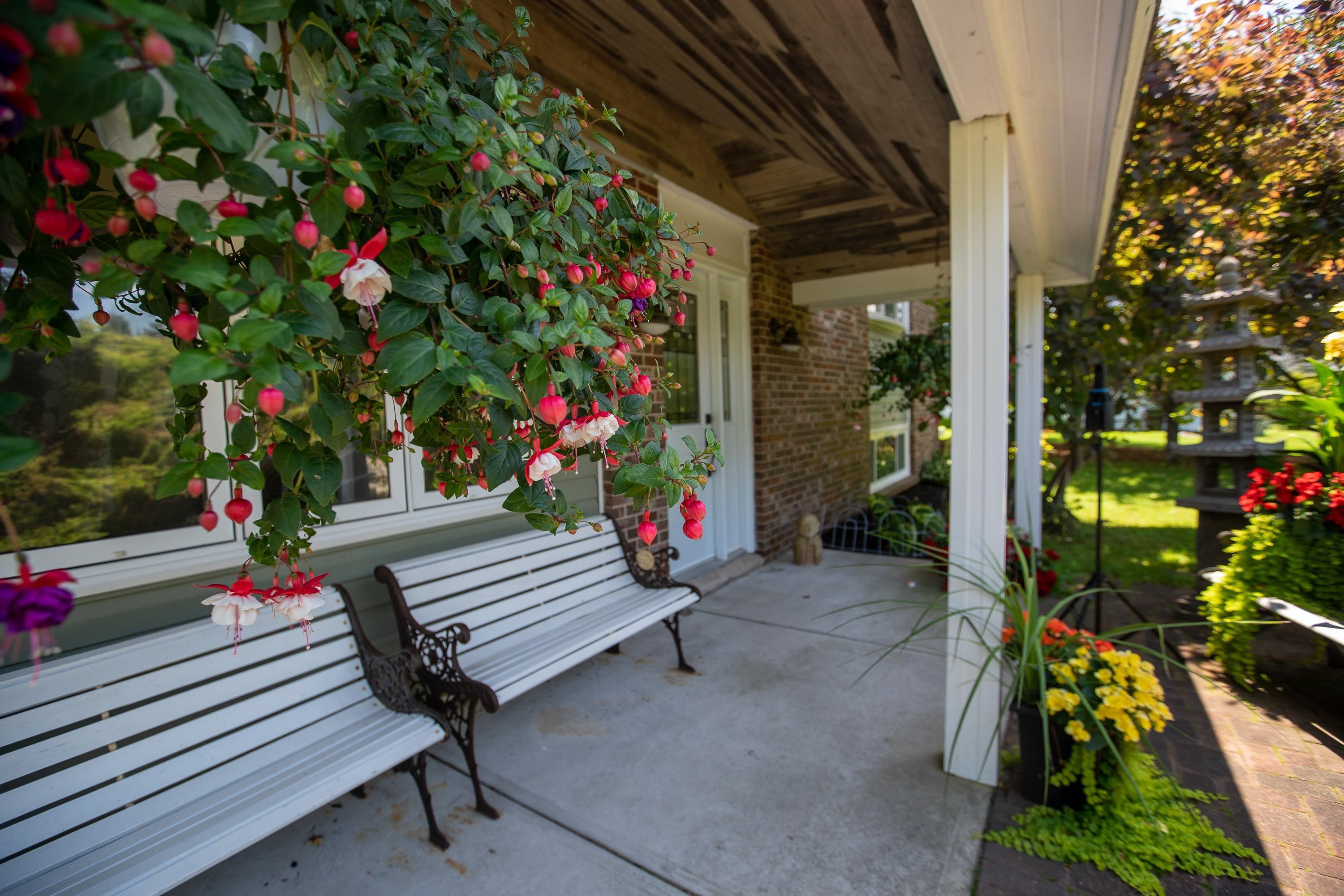 $824,900.00: 100 Meisners Point Road, Ingramport