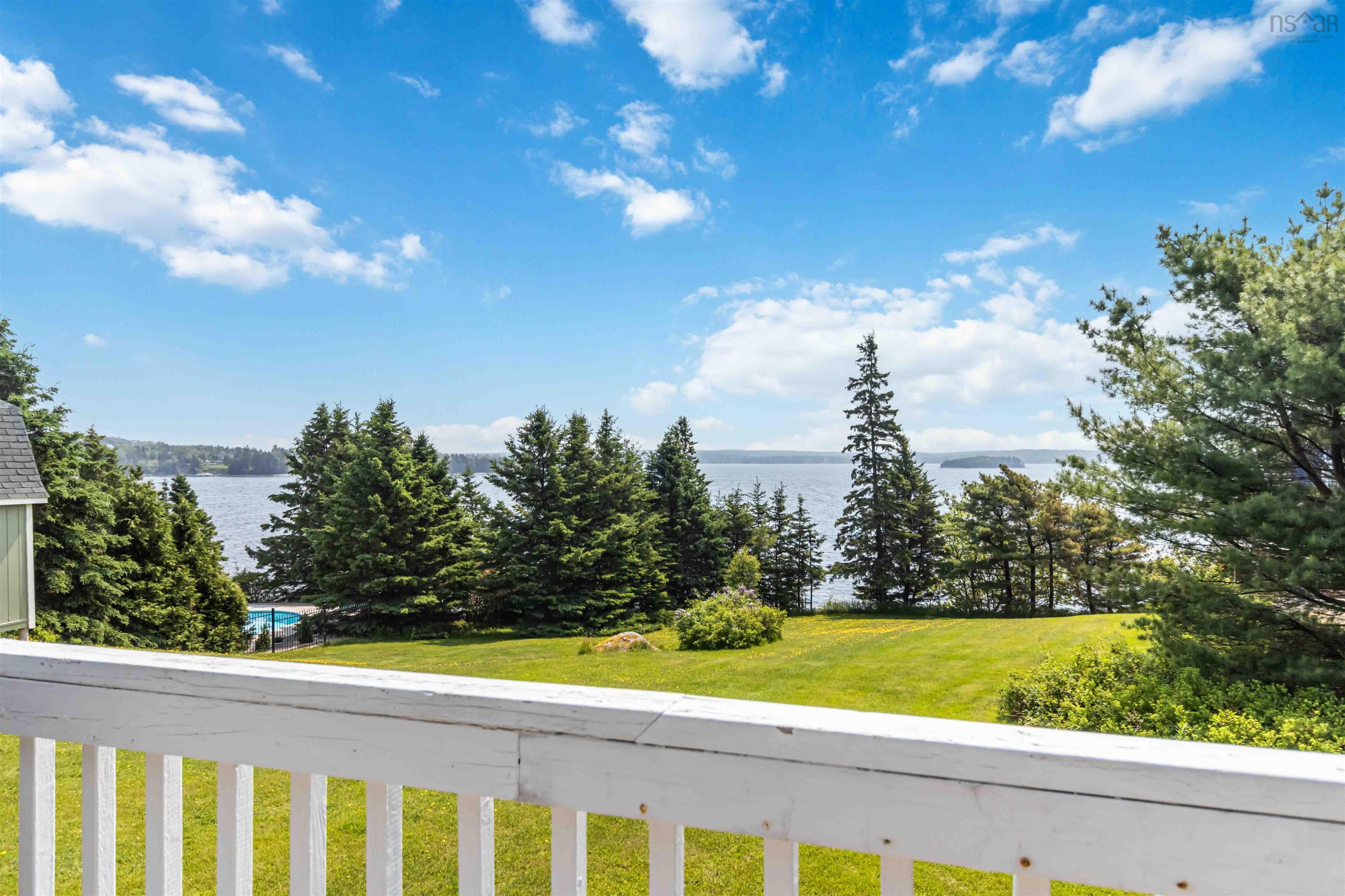 $824,900.00: 100 Meisners Point Road, Ingramport