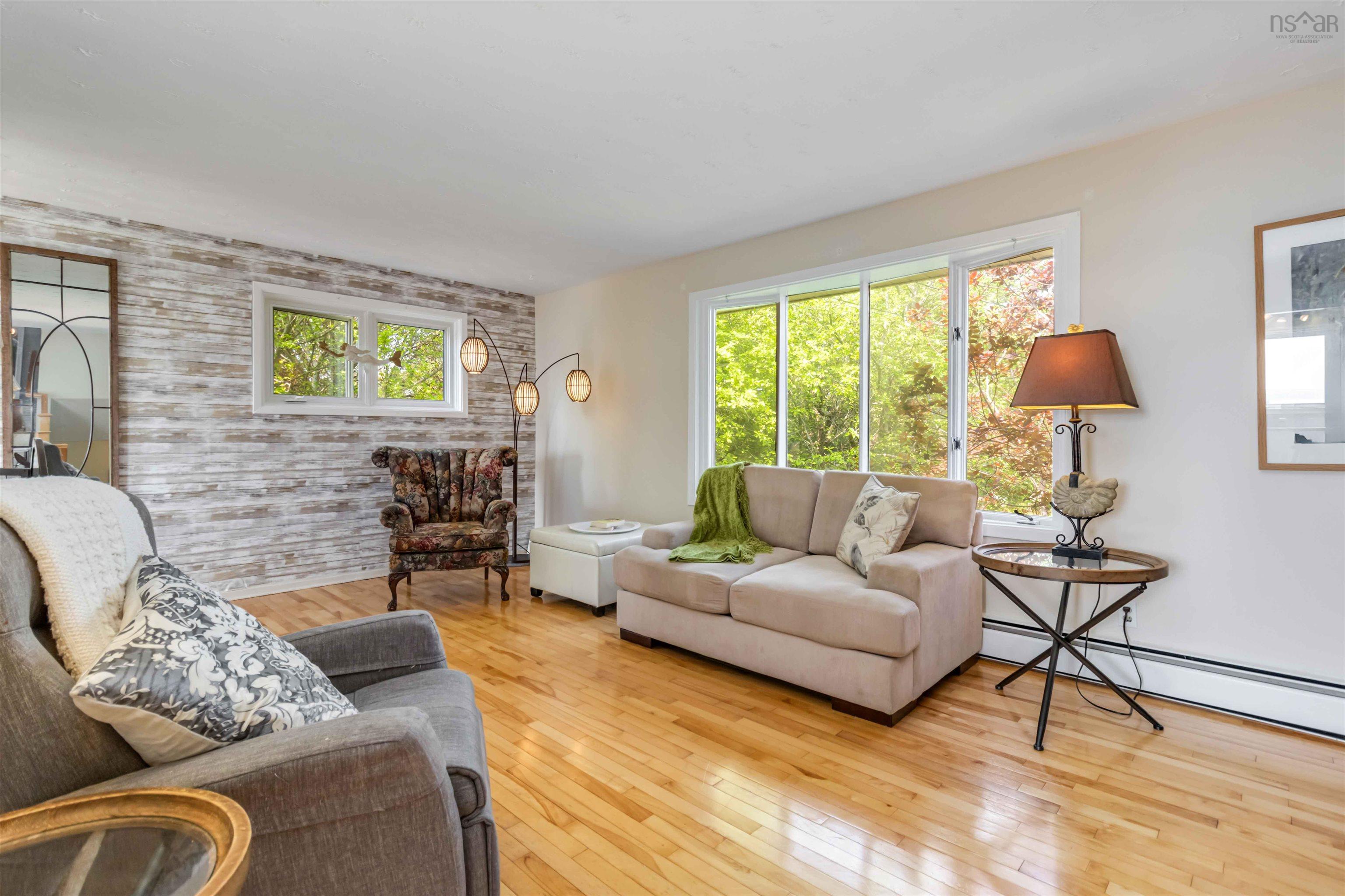 $824,900.00: 100 Meisners Point Road, Ingramport