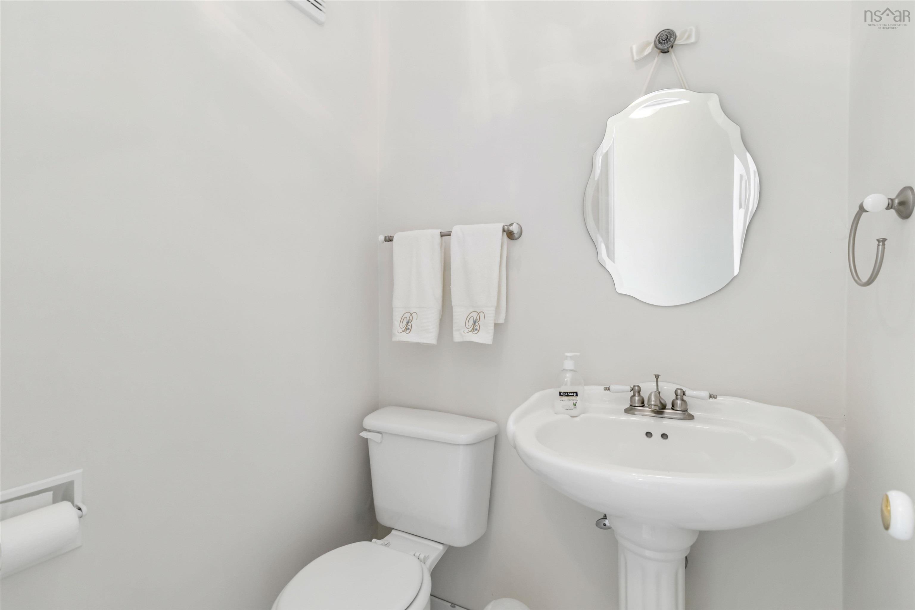 $824,900.00: 100 Meisners Point Road, Ingramport