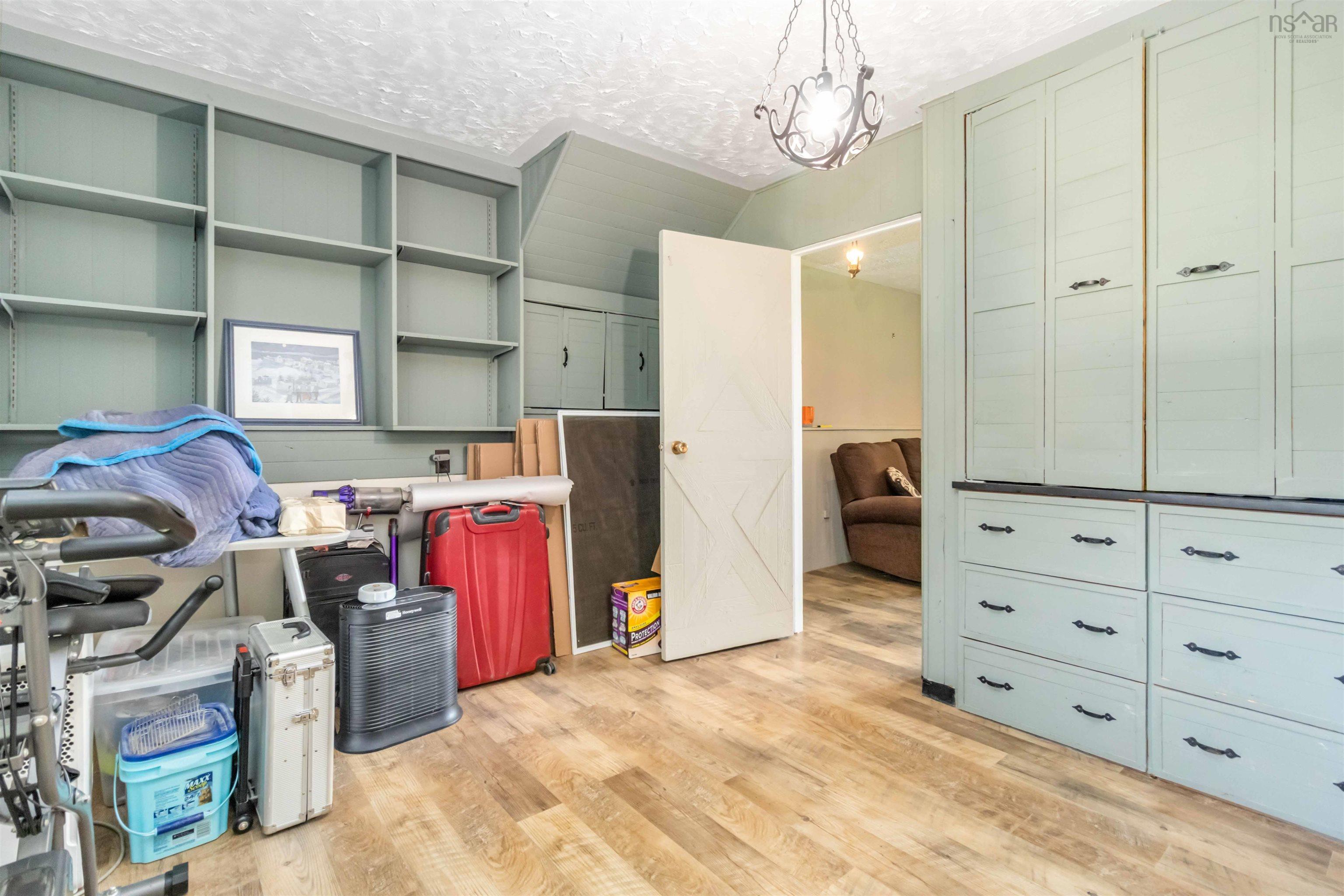 $824,900.00: 100 Meisners Point Road, Ingramport