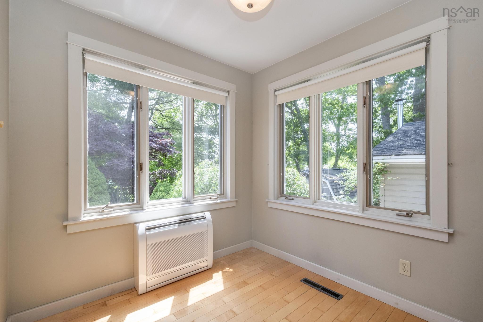 $364,900.00: 480 Main Street, Middleton