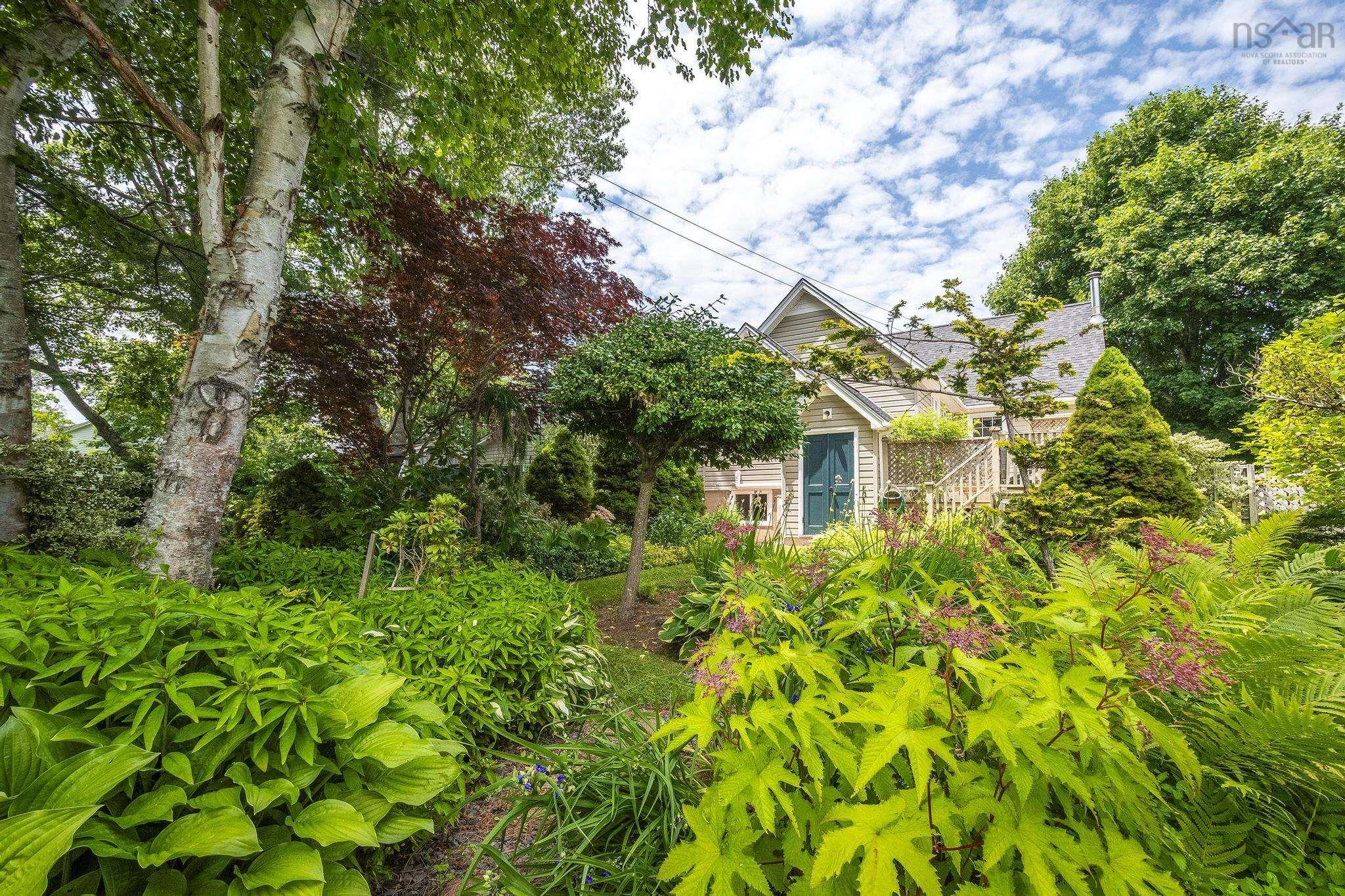 $364,900.00: 480 Main Street, Middleton