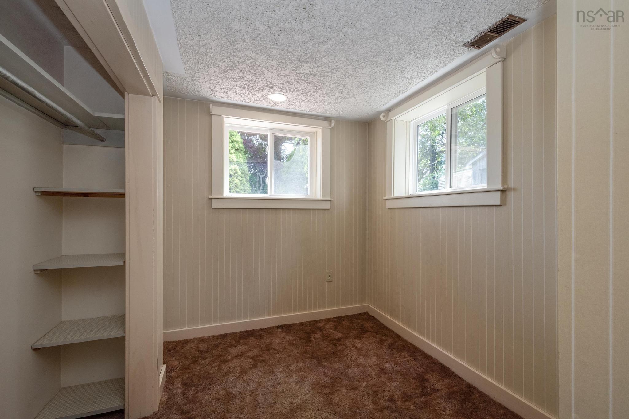 $364,900.00: 480 Main Street, Middleton