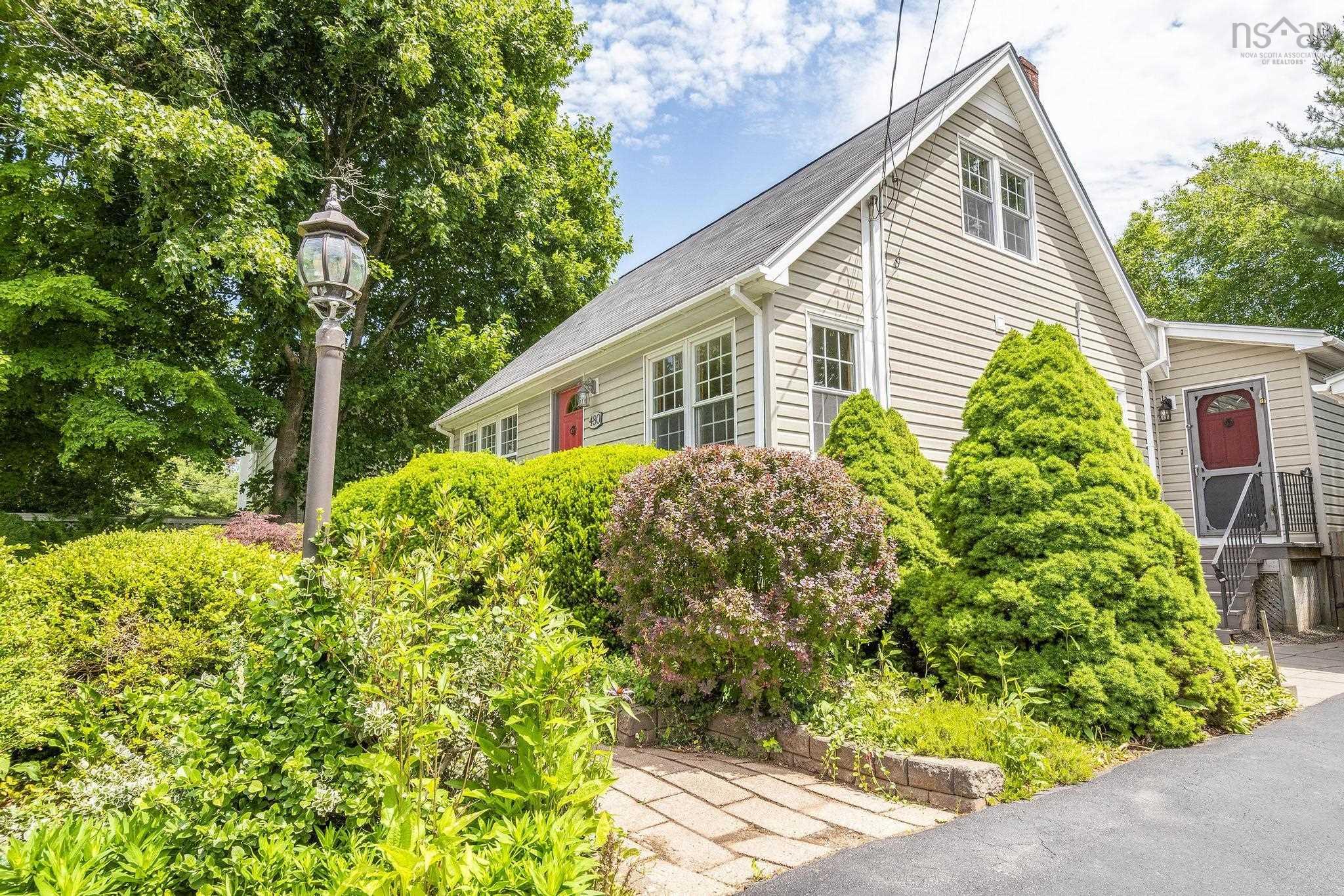 $364,900.00: 480 Main Street, Middleton