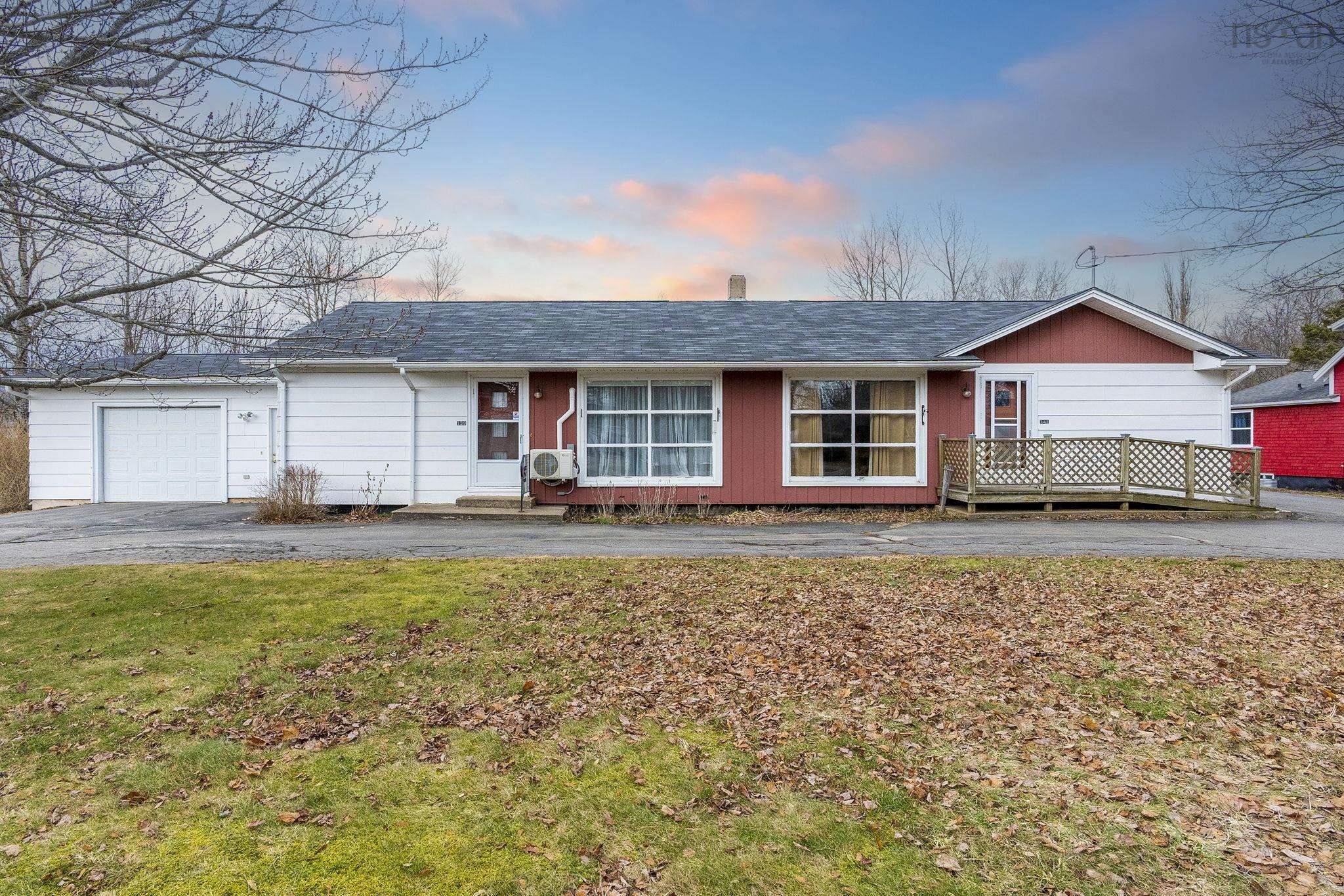 $295,000.00: 139 Main Street, Middleton