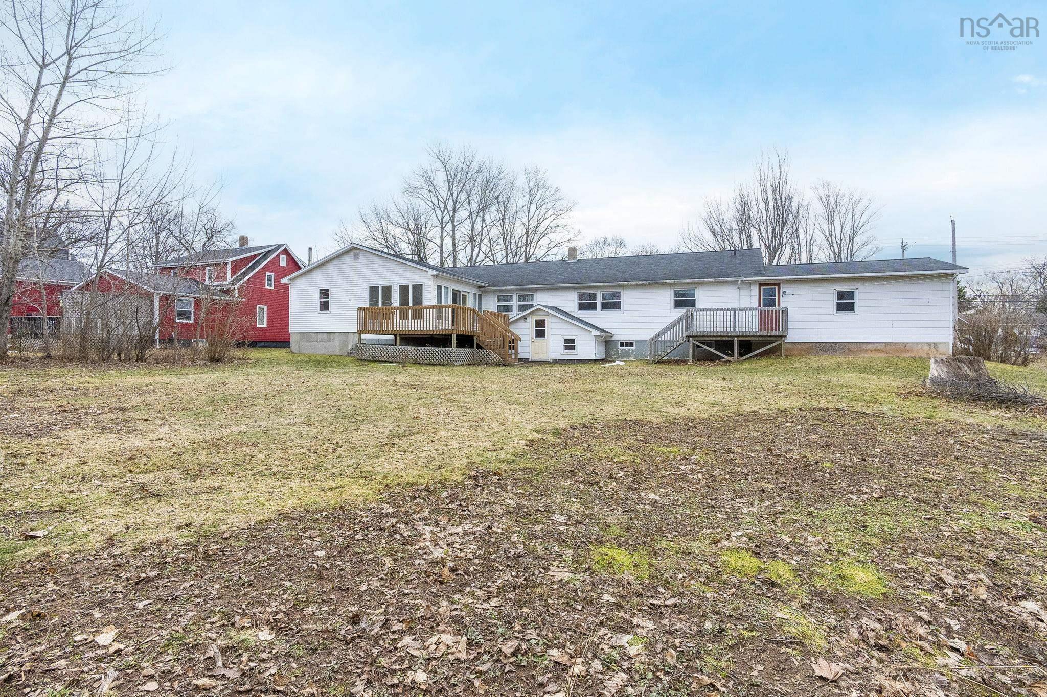 $295,000.00: 139 Main Street, Middleton