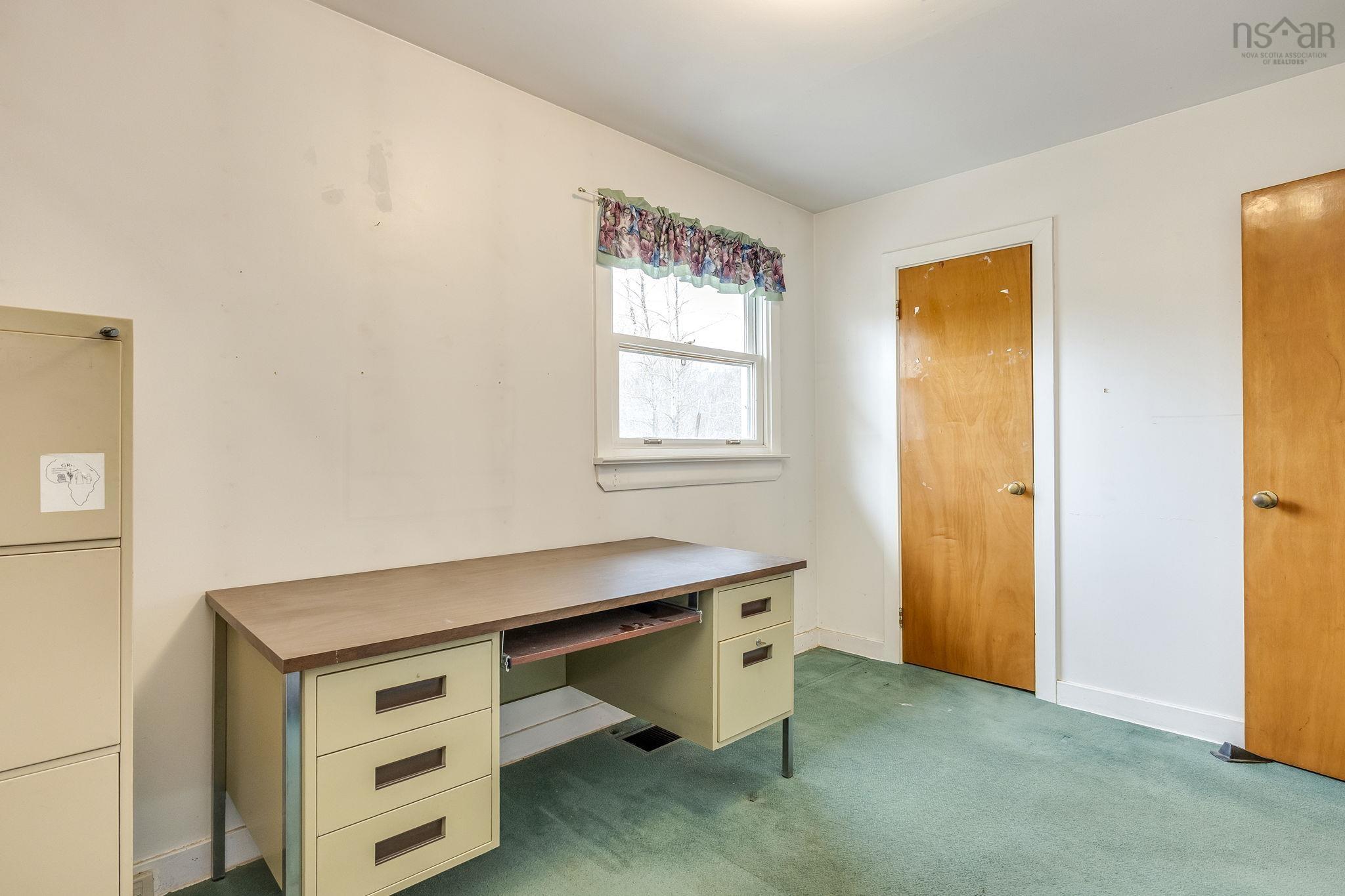 $295,000.00: 139 Main Street, Middleton