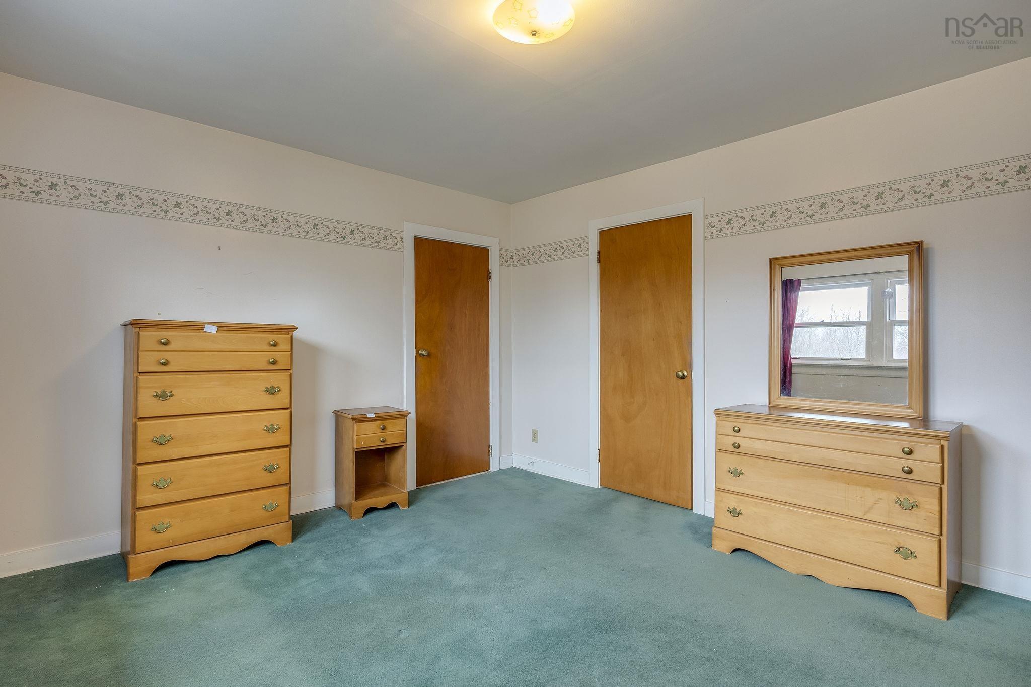 $295,000.00: 139 Main Street, Middleton