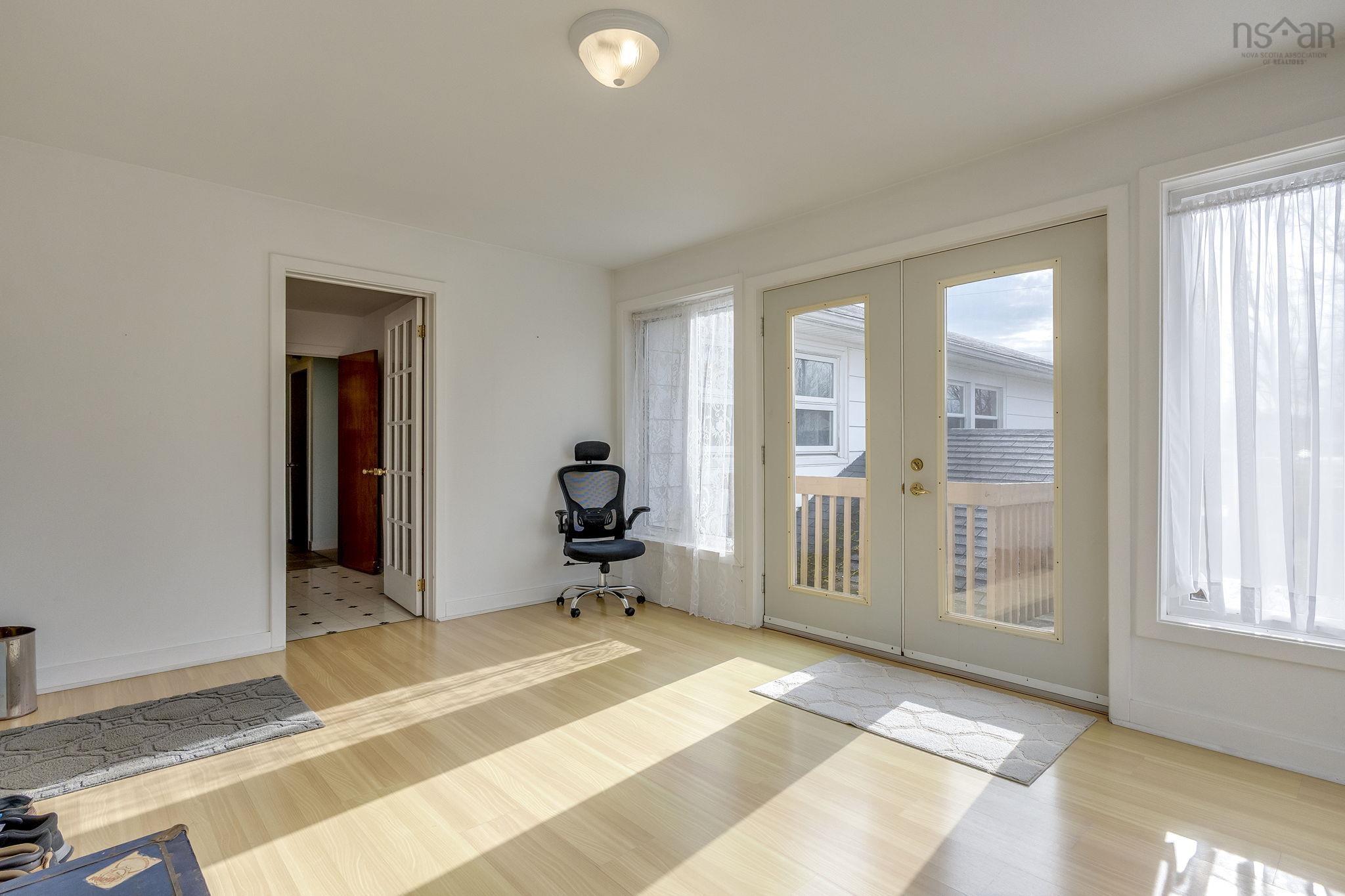 $295,000.00: 139 Main Street, Middleton