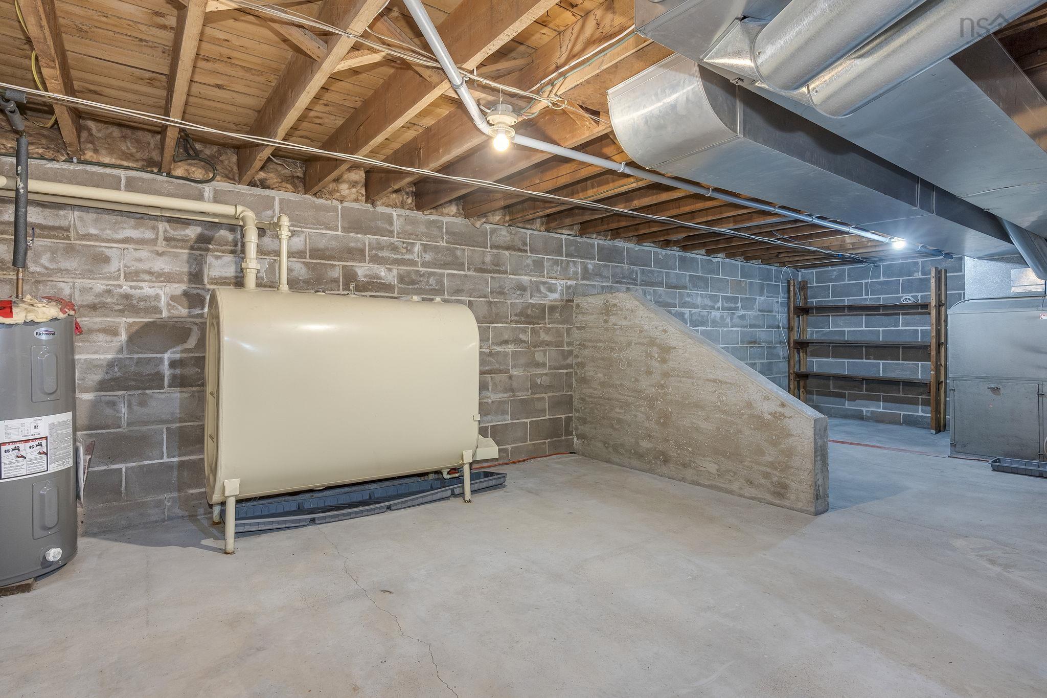 $295,000.00: 139 Main Street, Middleton