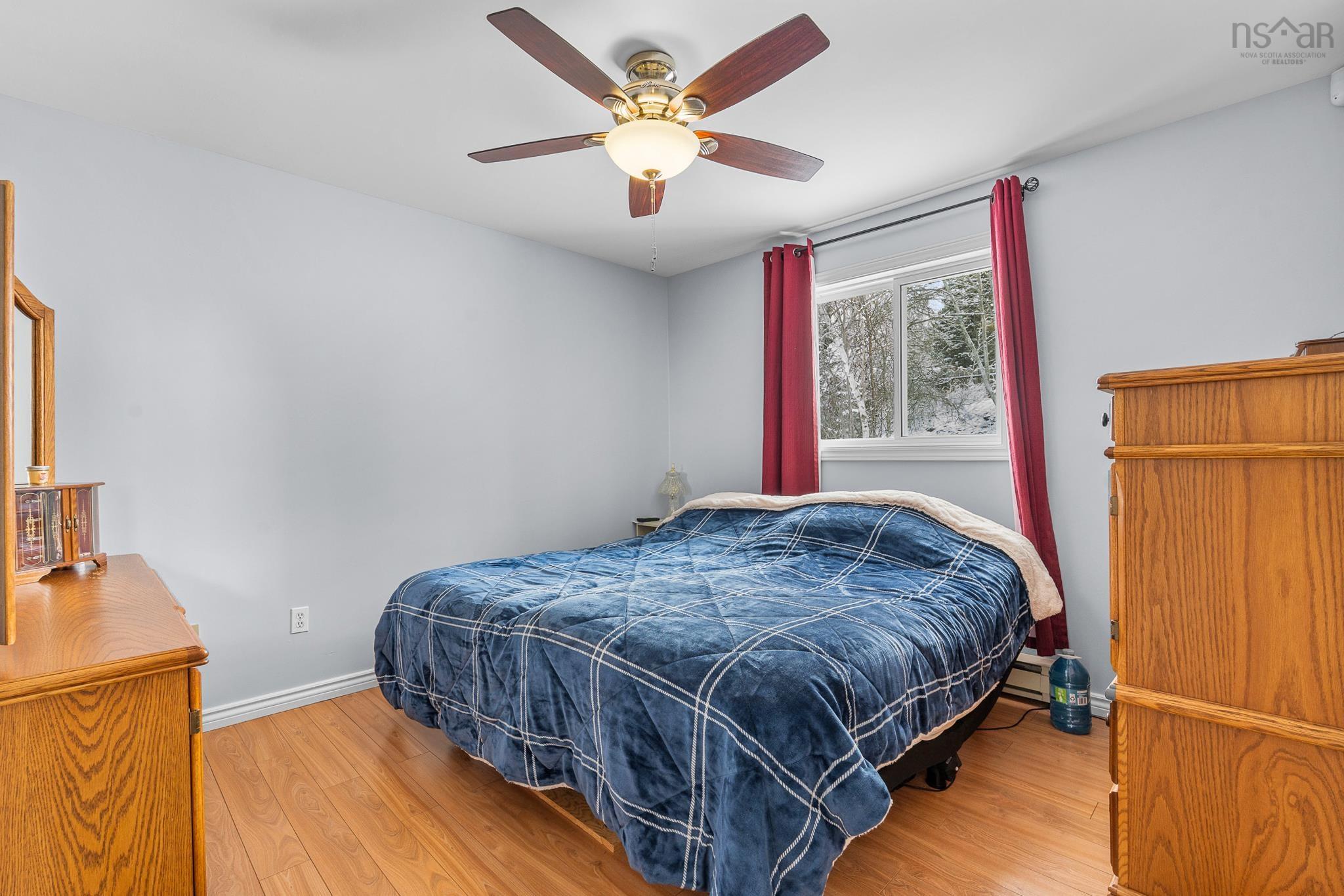 $524,900.00: 37 Hillcrest Avenue, Lower Sackville