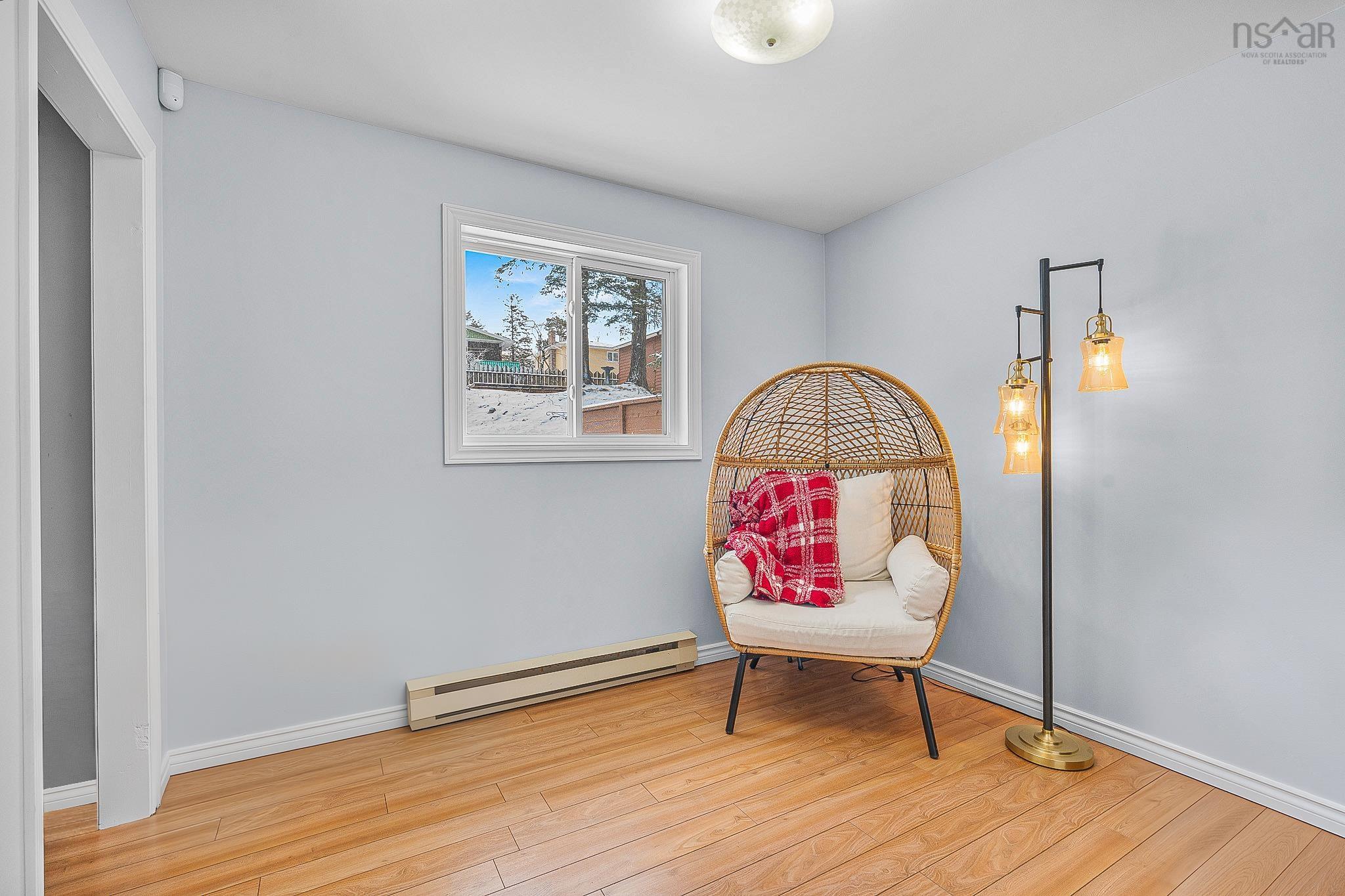 $524,900.00: 37 Hillcrest Avenue, Lower Sackville