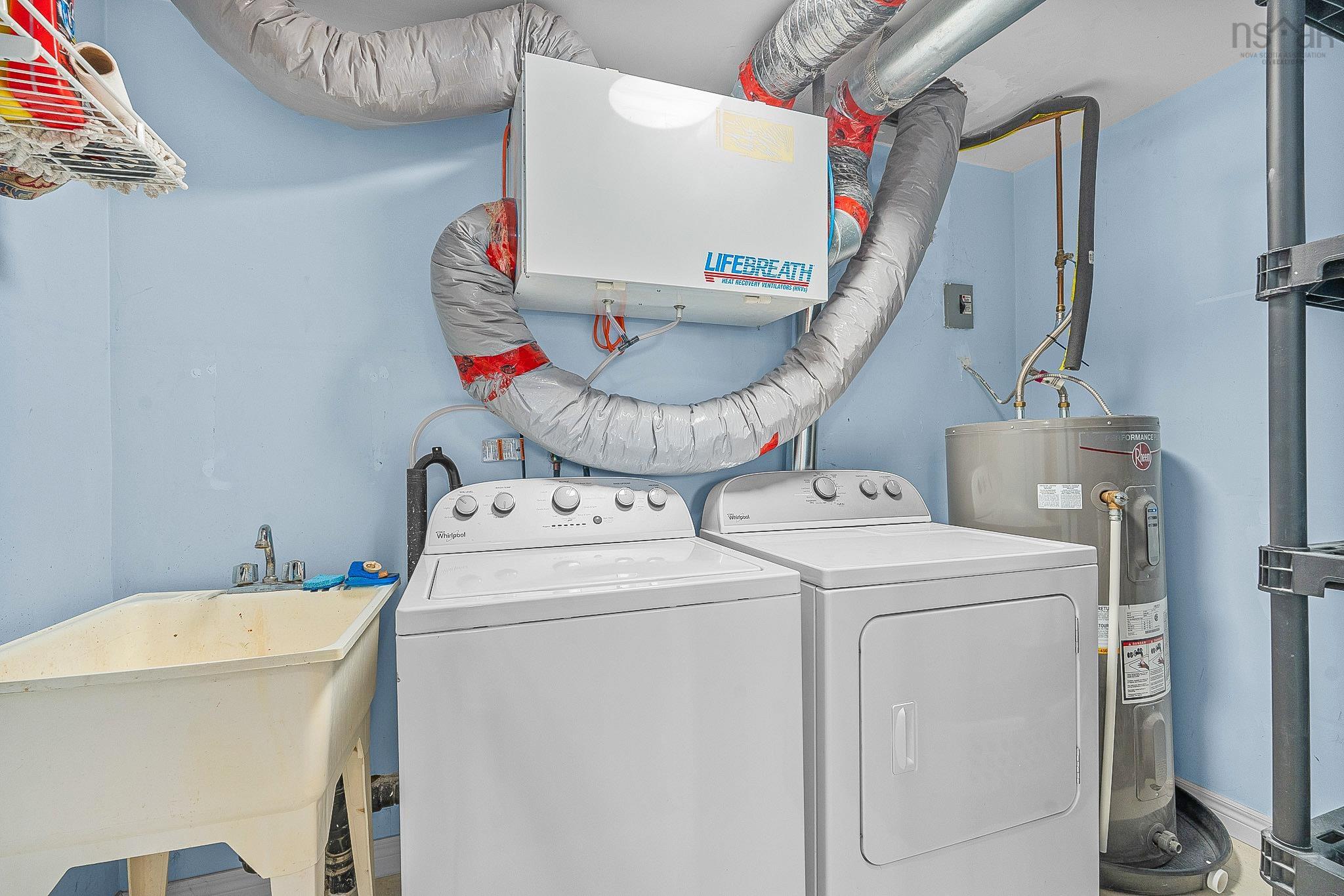 $524,900.00: 37 Hillcrest Avenue, Lower Sackville