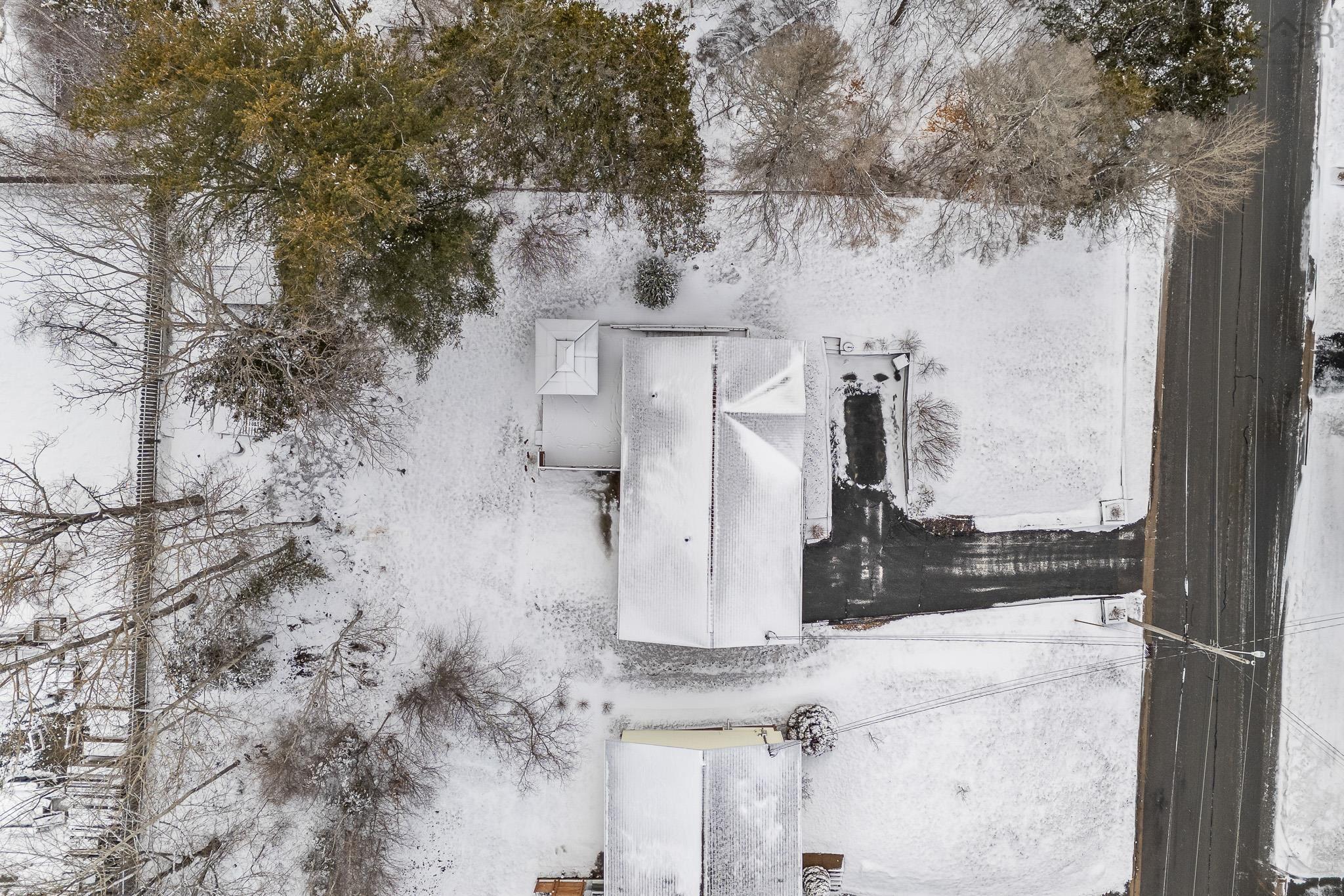 $524,900.00: 37 Hillcrest Avenue, Lower Sackville