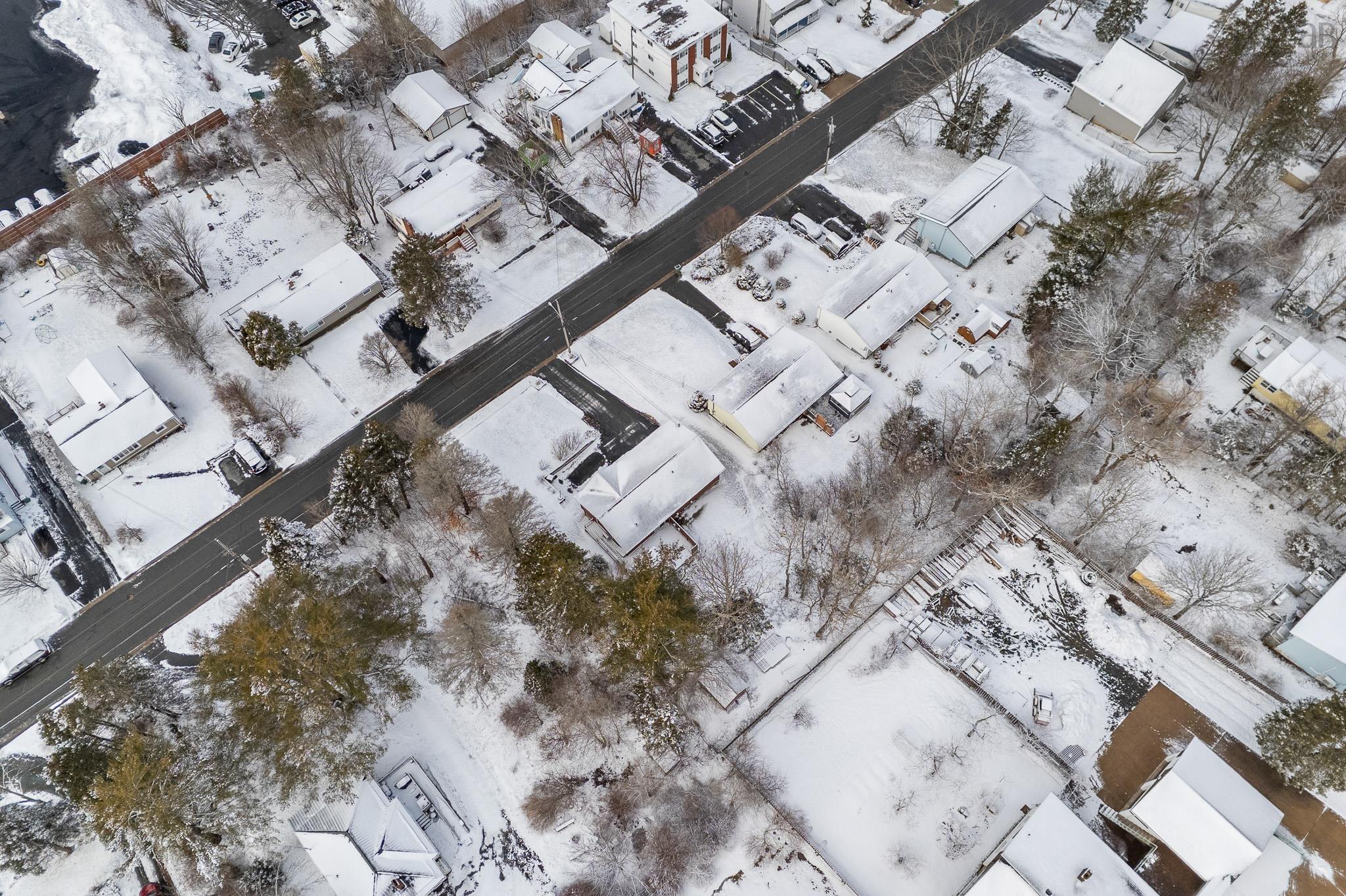 $524,900.00: 37 Hillcrest Avenue, Lower Sackville