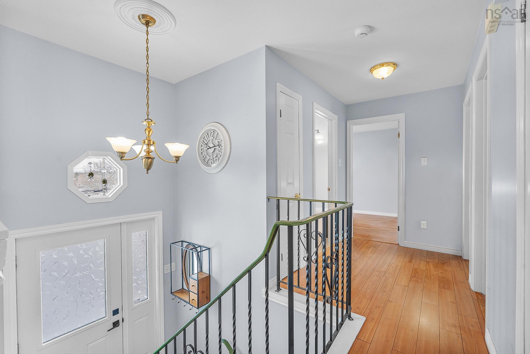 $524,900.00: 37 Hillcrest Avenue, Lower Sackville