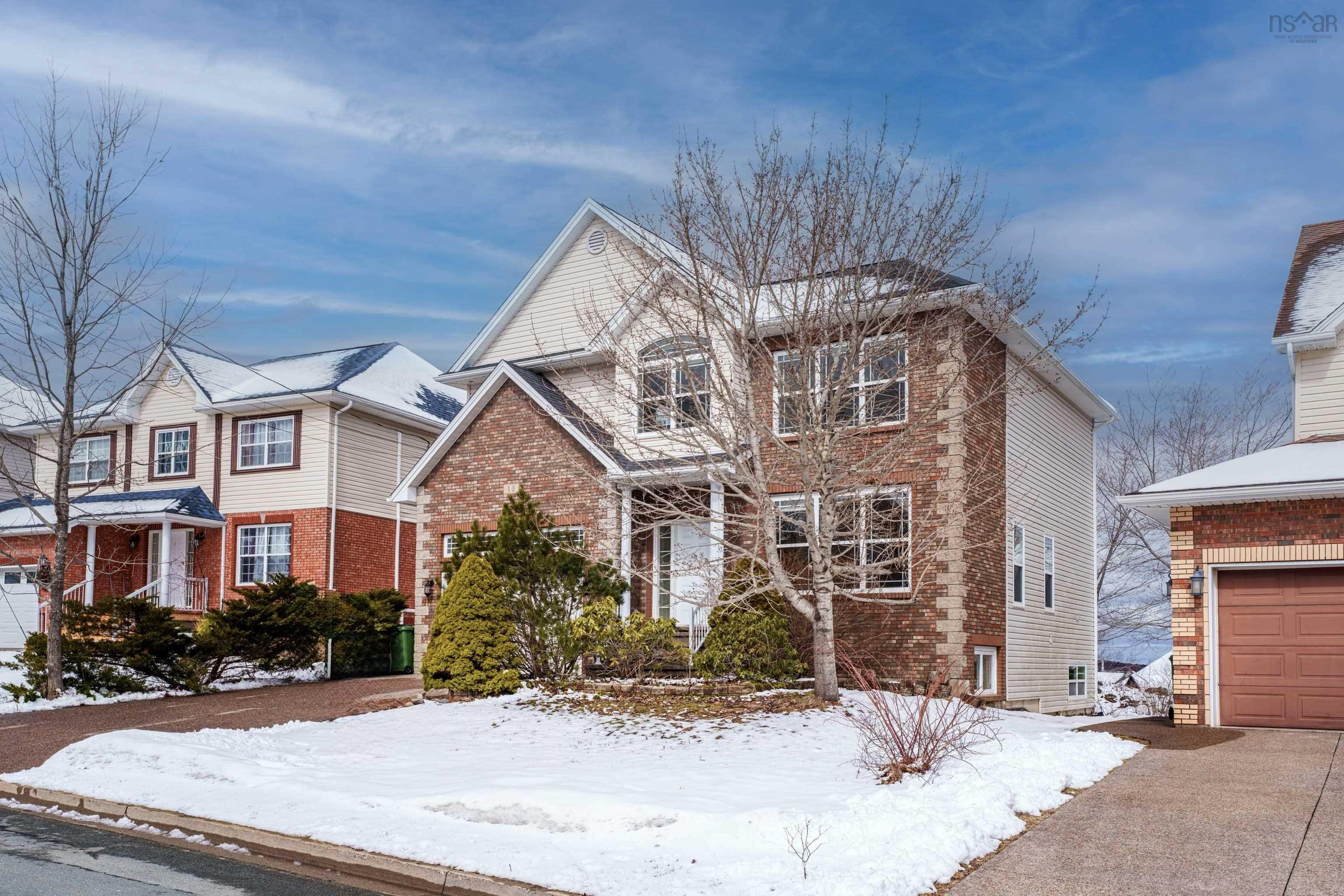 $889,900.00: 15 Kingsbury Way, Bedford