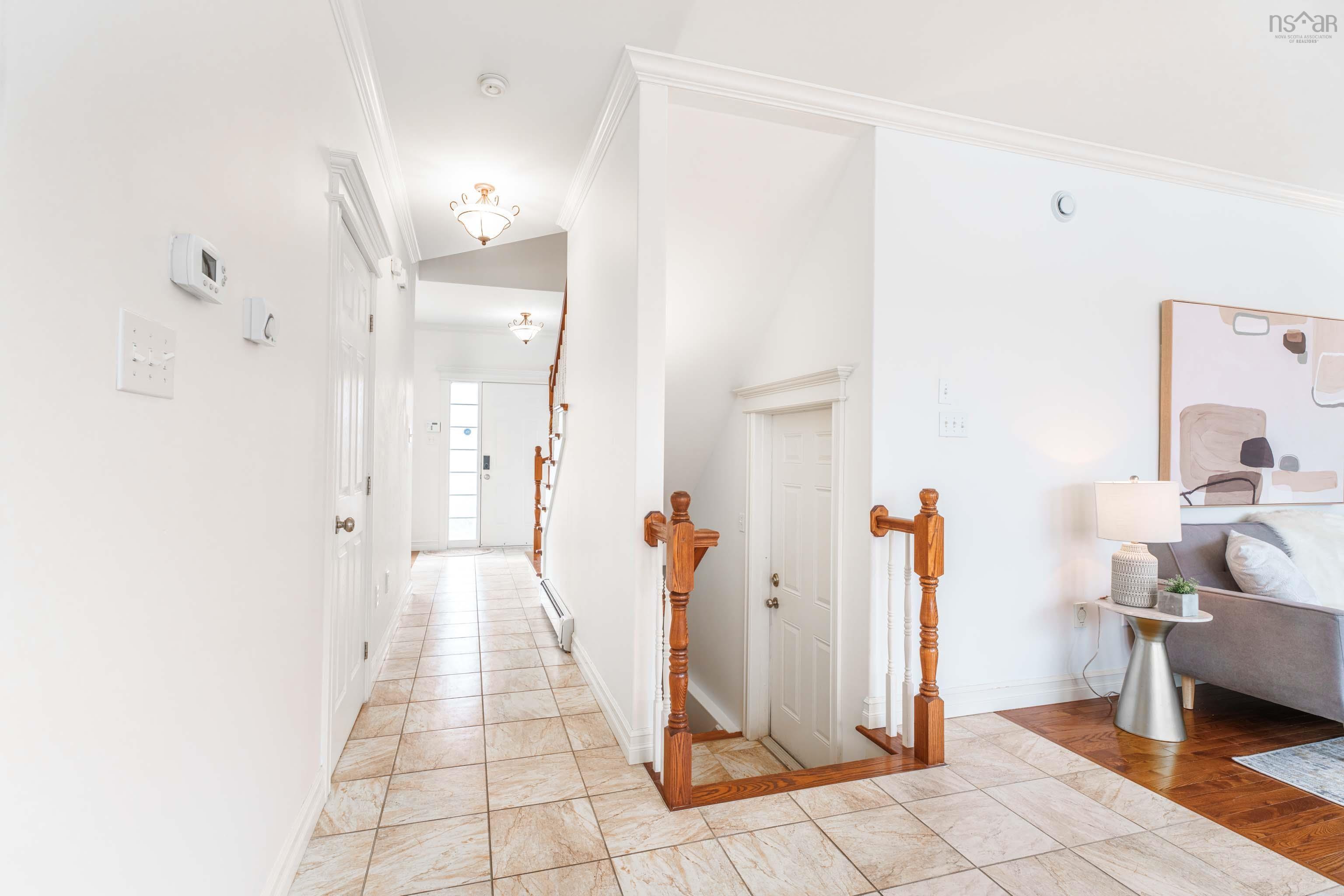 $889,900.00: 15 Kingsbury Way, Bedford